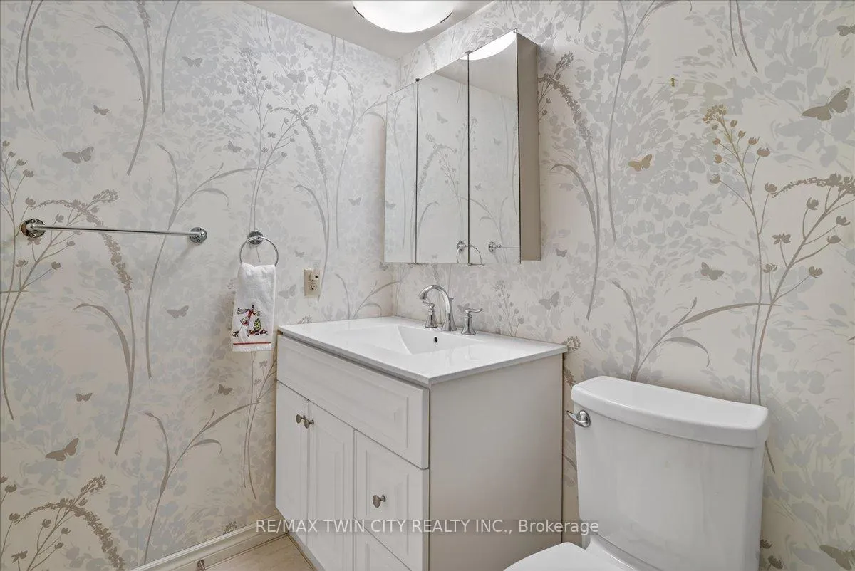 Photo 35 of Unit 706, 19 Woodlawn Road E, Guelph, Riverside Park — HOMEH
