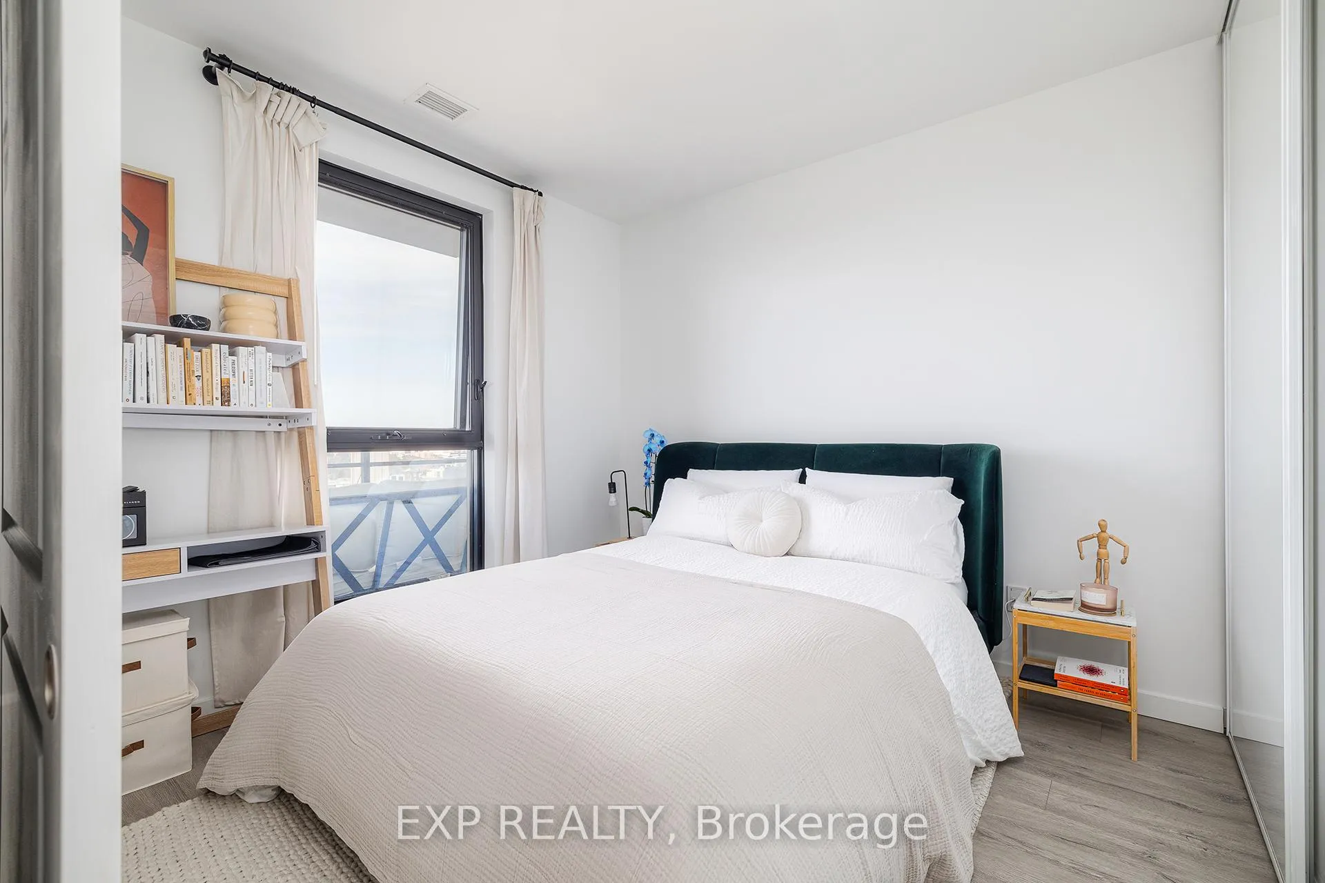 Photo 10 of Unit 1703, 181 King Street S, Waterloo, Uptown West — HOMEH