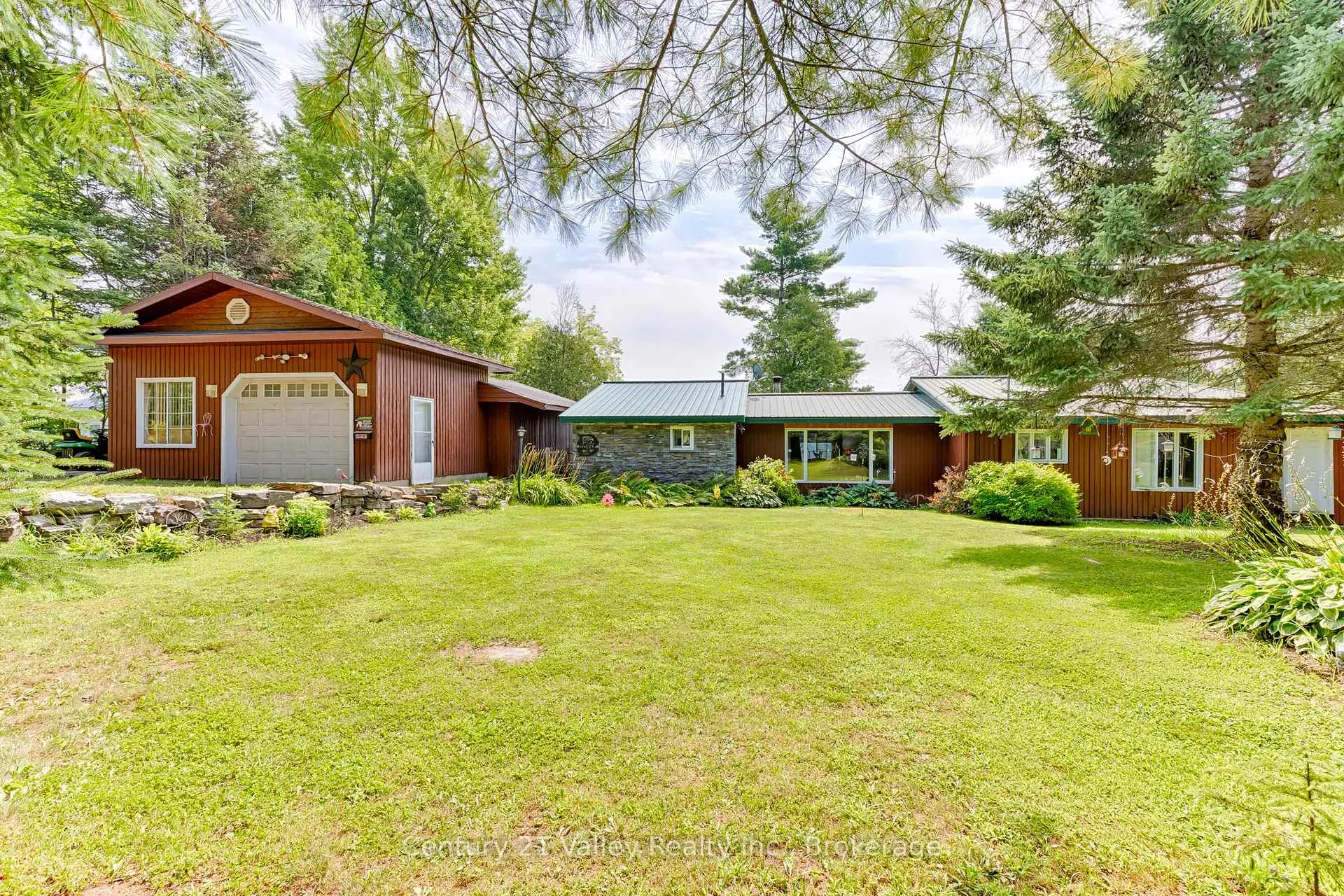 Photo 2 of 53 Downing Lane, Greater Madawaska — HOMEH