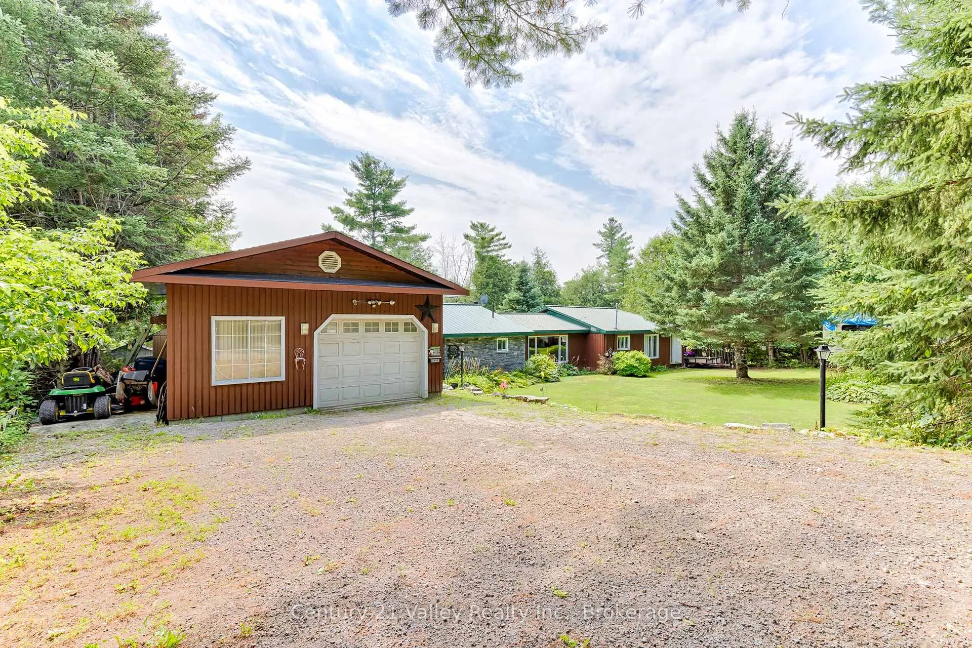 Photo 11 of 53 Downing Lane, Greater Madawaska — HOMEH