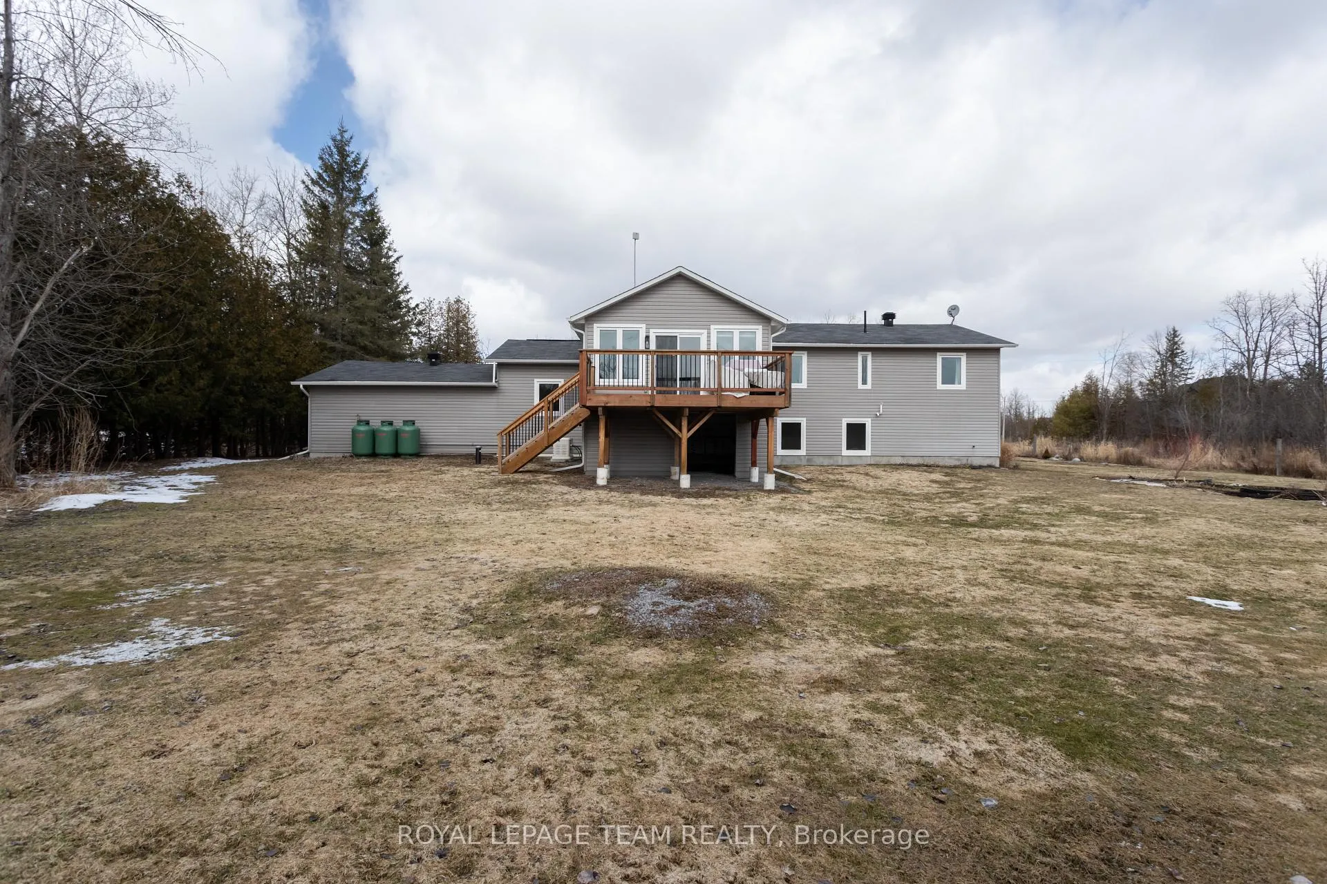 Photo 48 of 2071 8th Line, Beckwith, Beckwith Twp — HOMEH