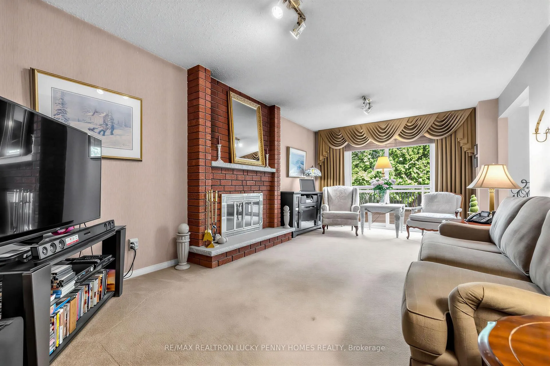 Photo 15 of 66 Marion Crescent, Markham, Raymerville — HOMEH