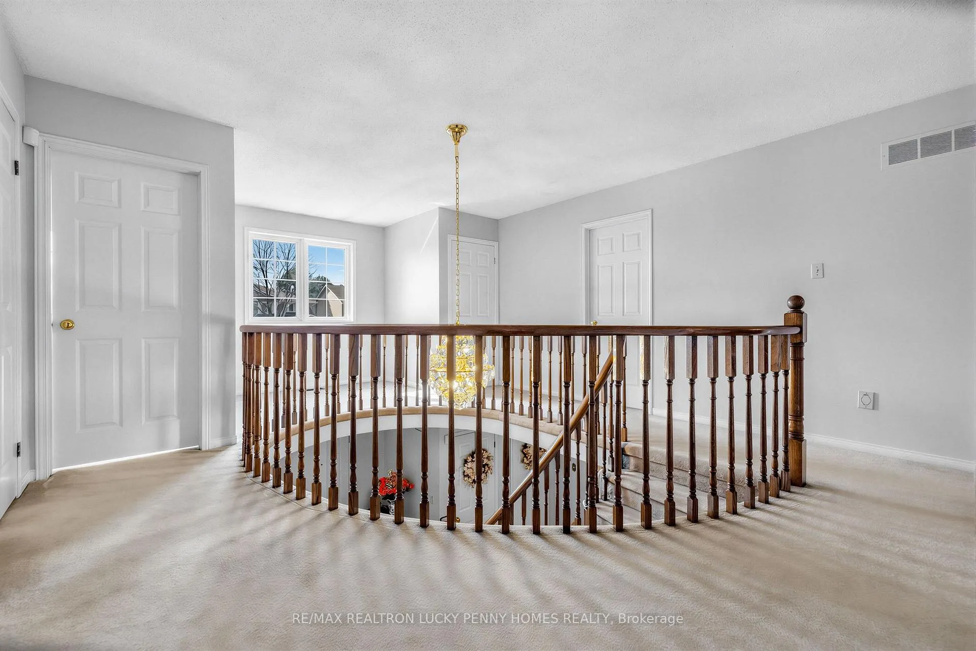 Photo 21 of 66 Marion Crescent, Markham, Raymerville — HOMEH
