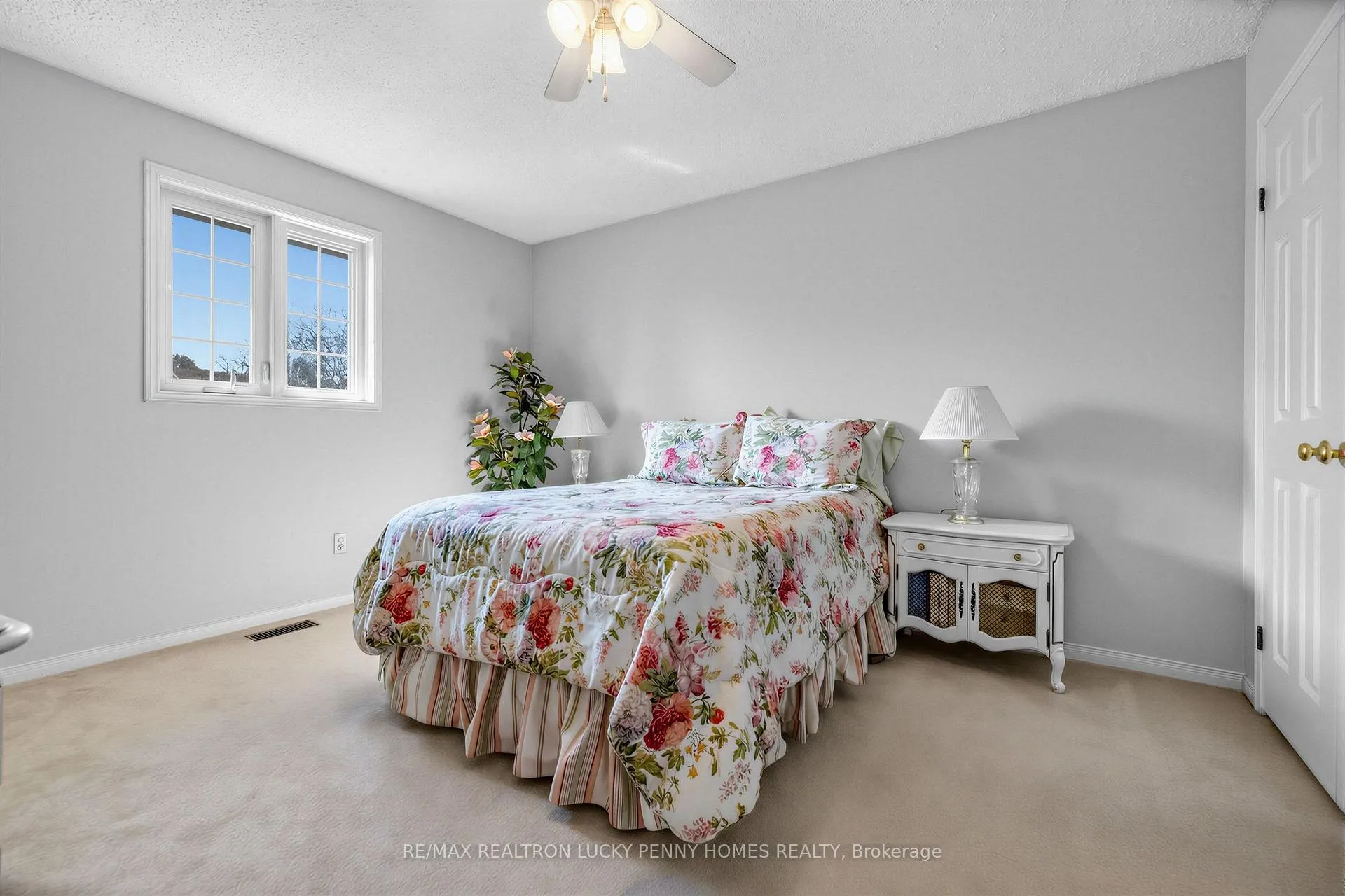 Photo 26 of 66 Marion Crescent, Markham, Raymerville — HOMEH