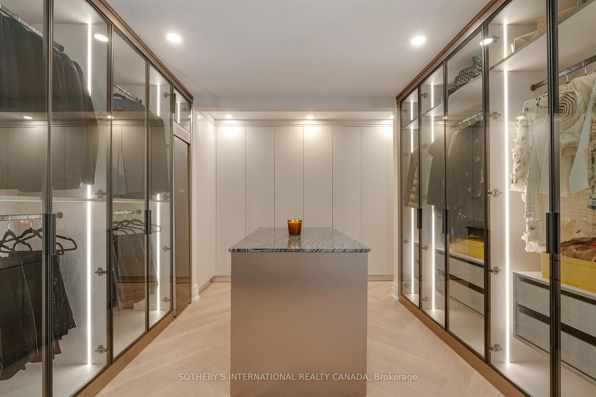 Photo 16 of 85 Cowan Drive, Vaughan, East Woodbridge — HOMEH