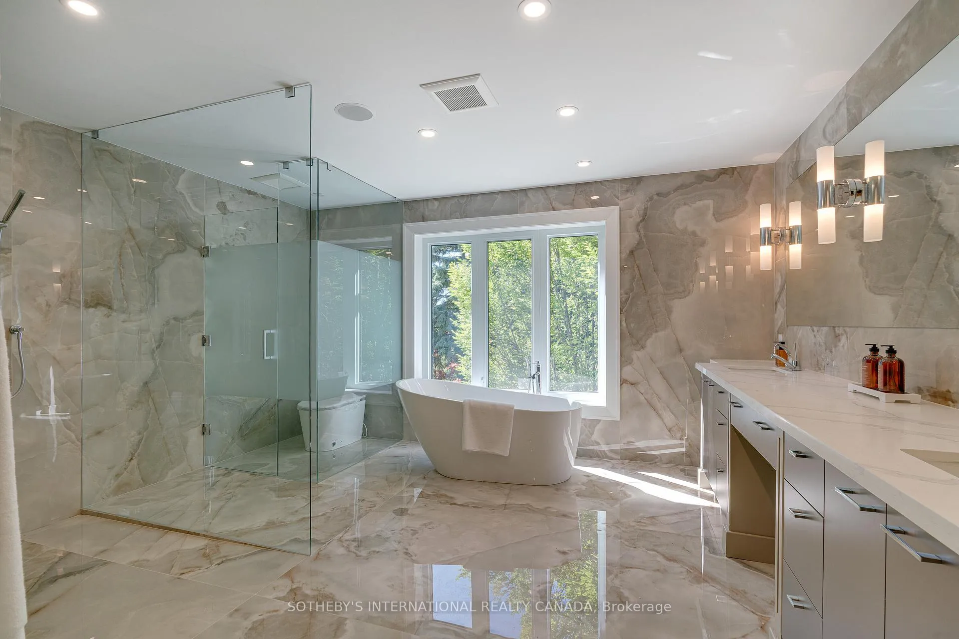 Photo 18 of 85 Cowan Drive, Vaughan, East Woodbridge — HOMEH