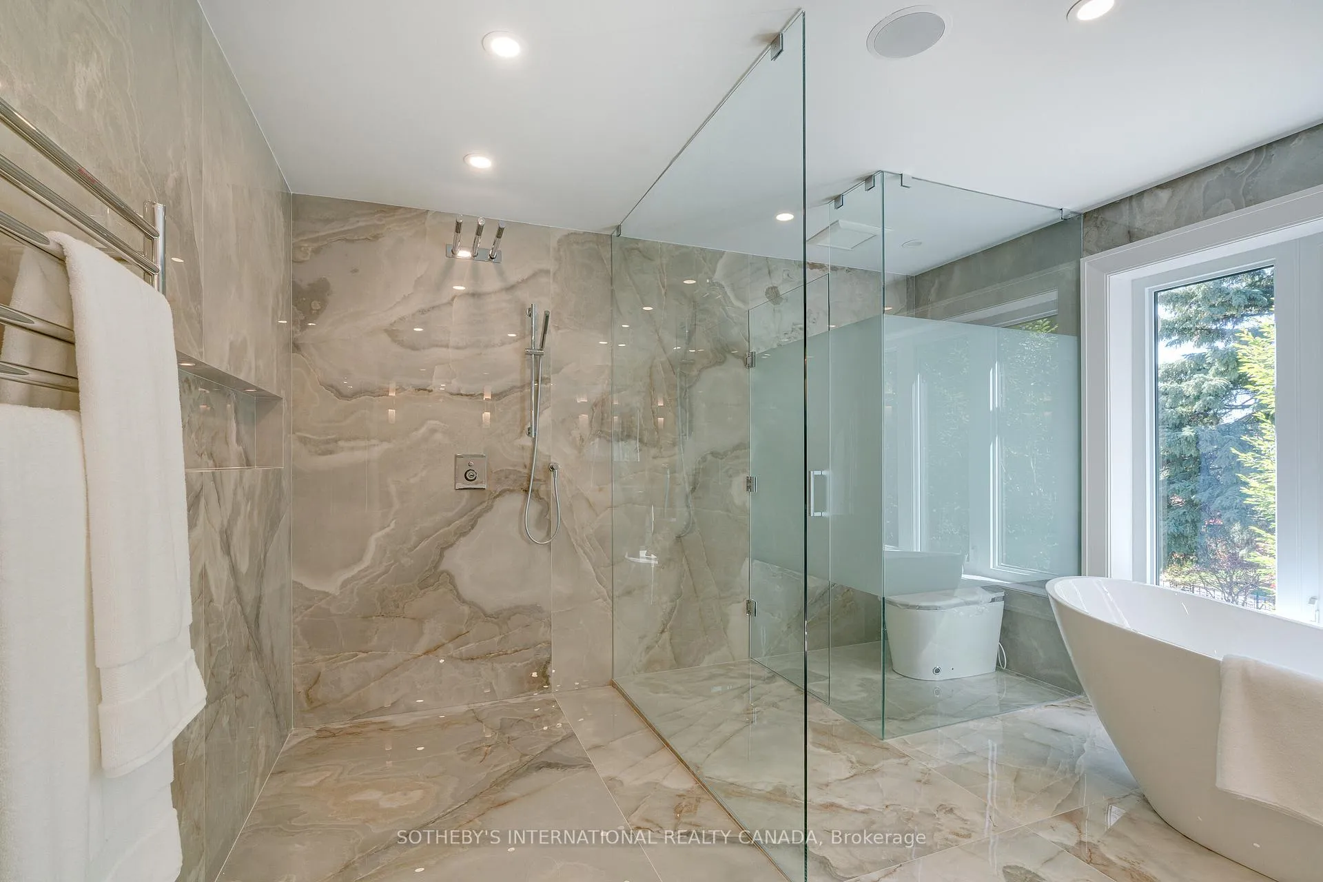 Photo 19 of 85 Cowan Drive, Vaughan, East Woodbridge — HOMEH