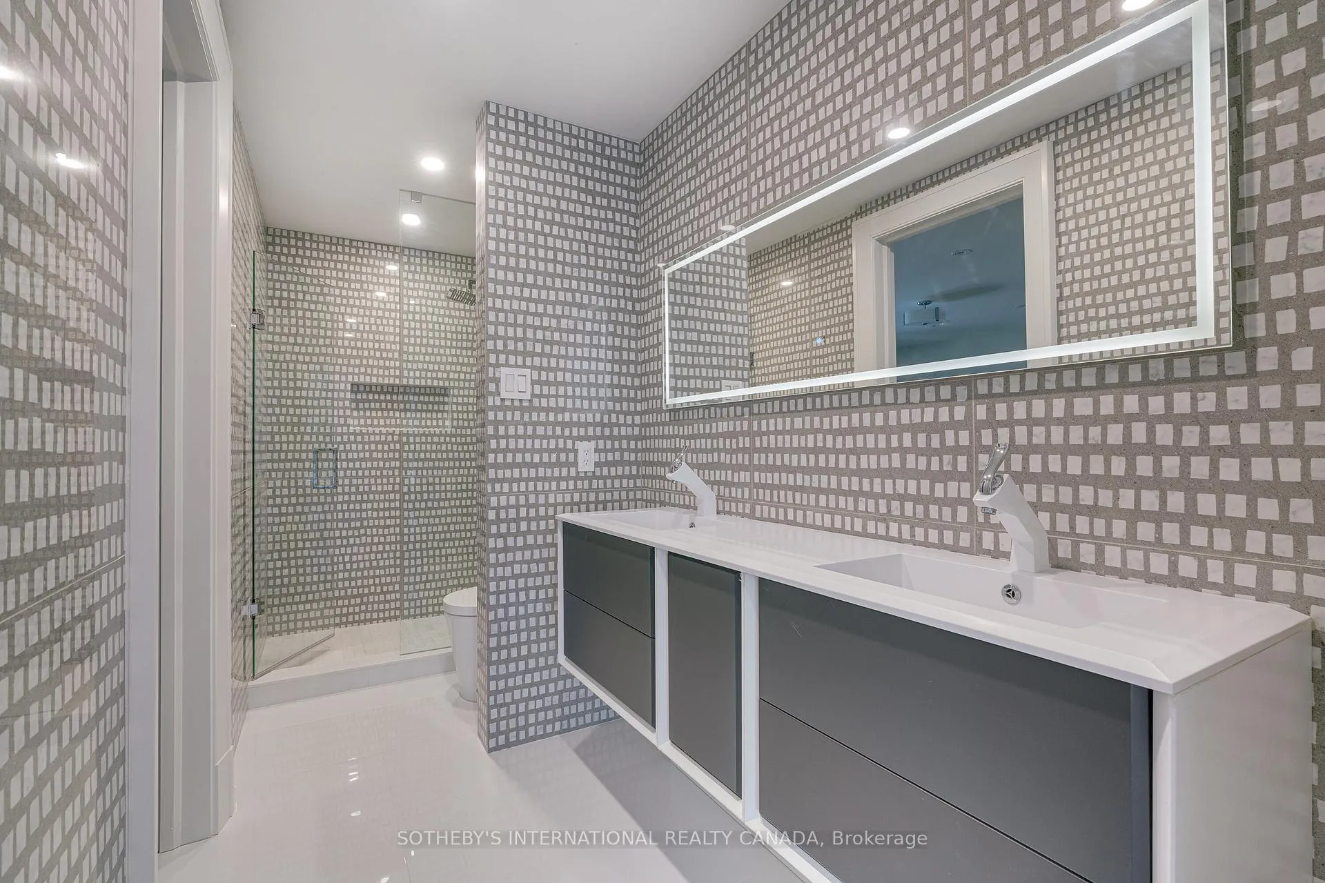 Photo 22 of 85 Cowan Drive, Vaughan, East Woodbridge — HOMEH