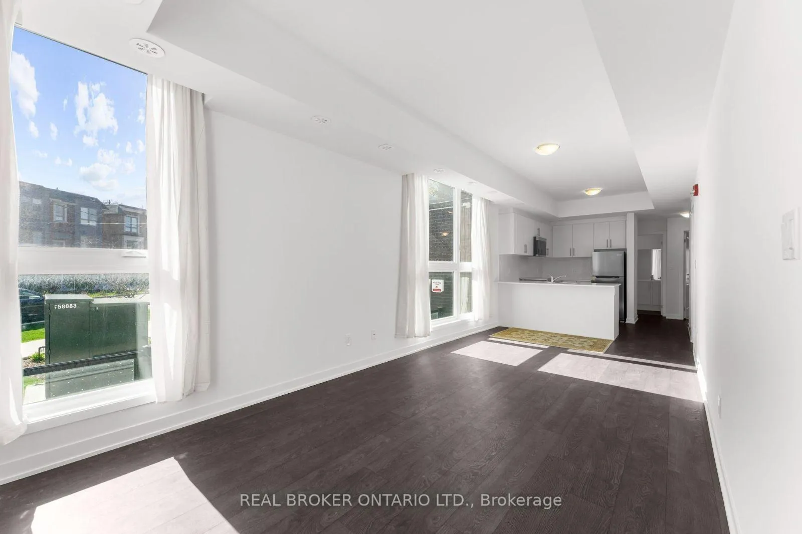 Photo 18 of Unit 5, 16 Marquette Avenue, Toronto, Englemount-Lawrence — HOMEH