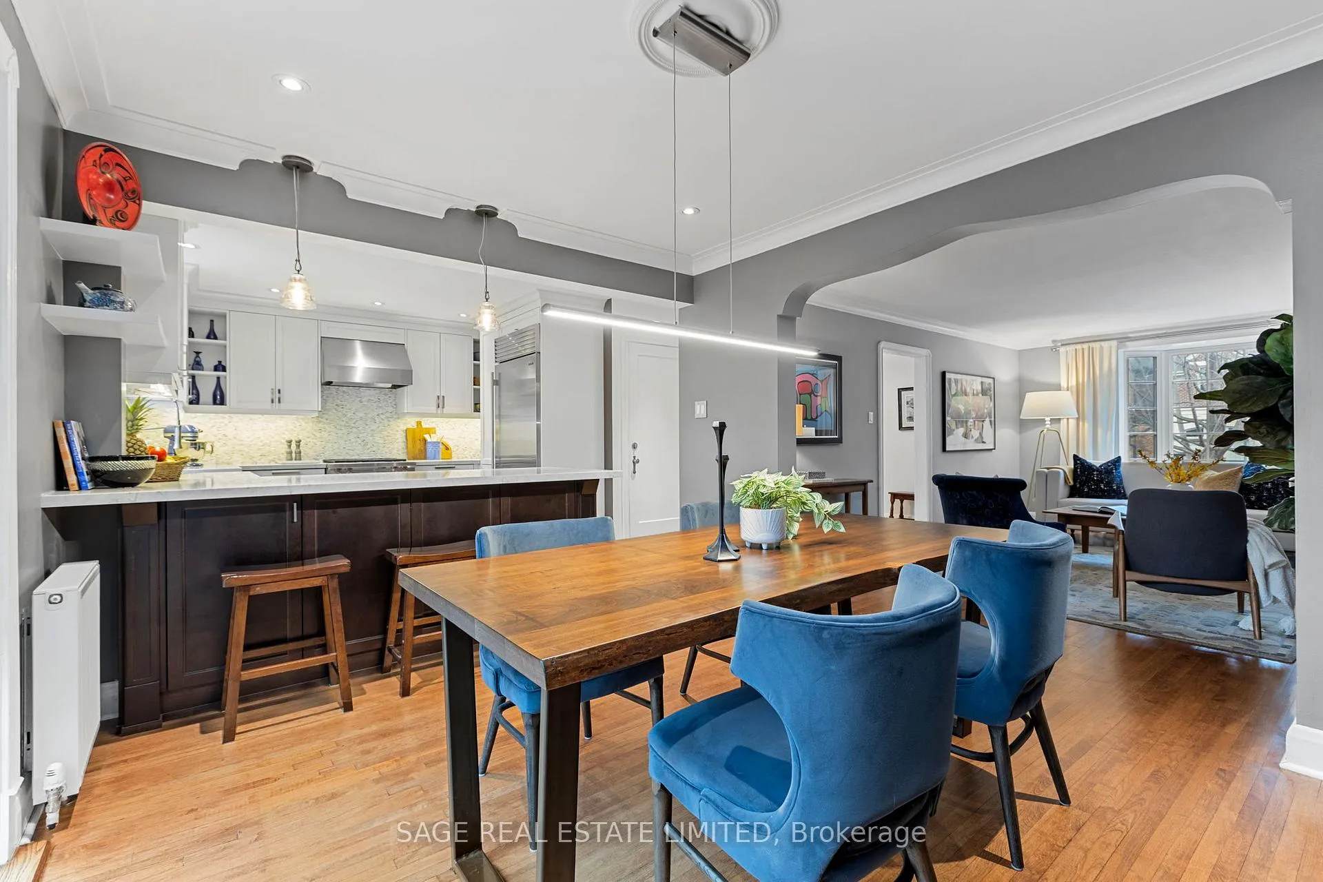 Photo 9 of 93 Ridge Hill Drive, Toronto, Forest Hill North — HOMEH