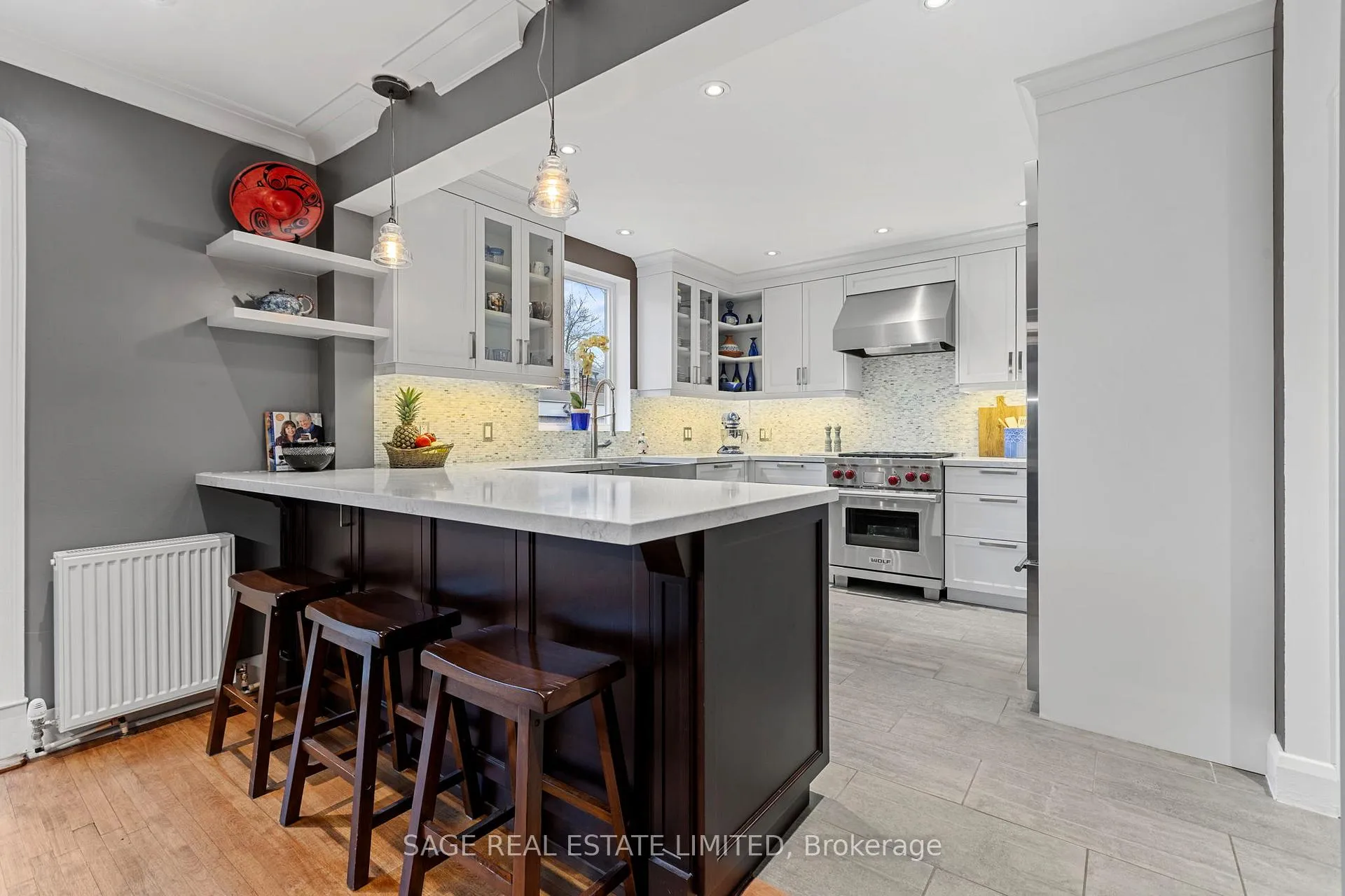 Photo 10 of 93 Ridge Hill Drive, Toronto, Forest Hill North — HOMEH