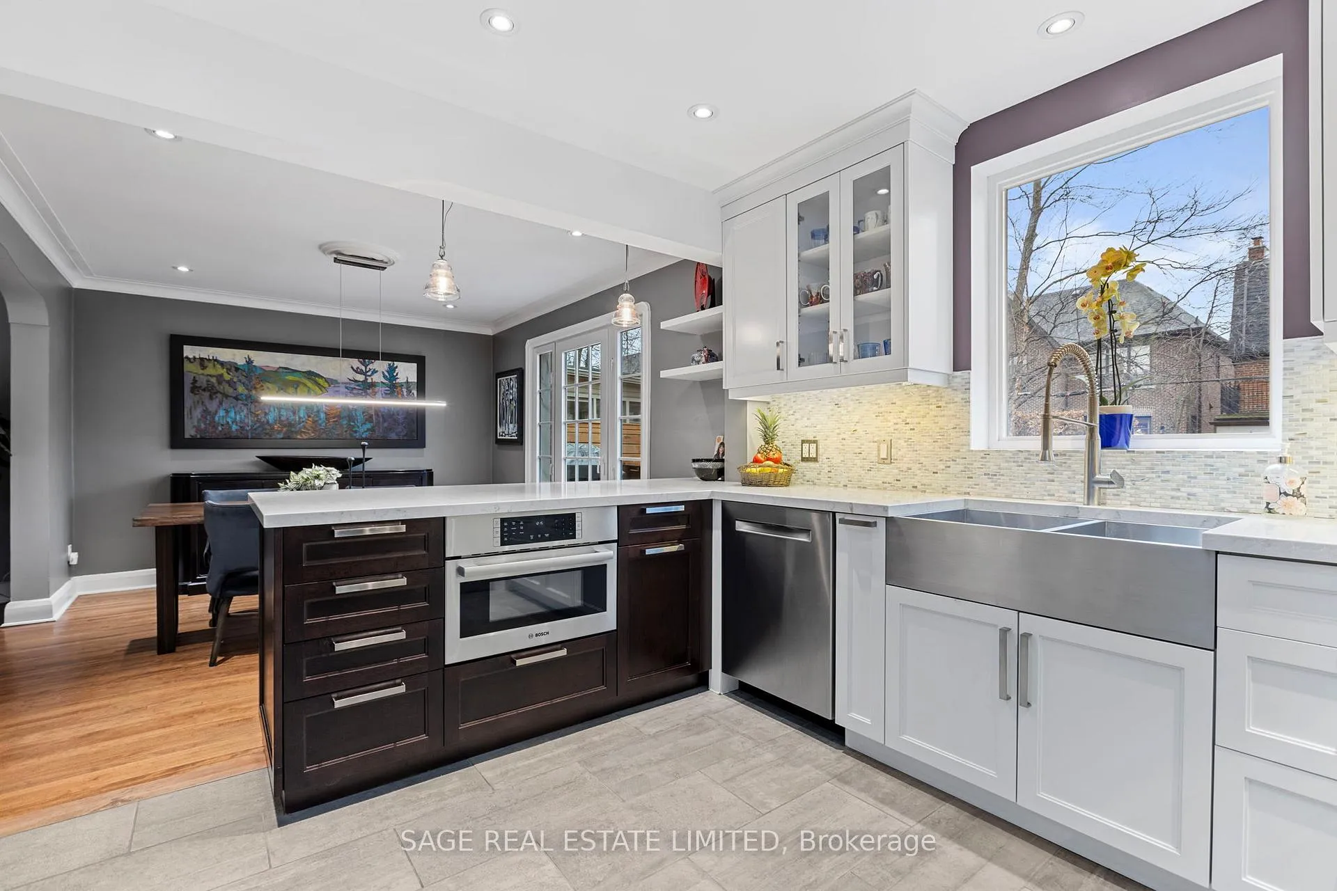 Photo 13 of 93 Ridge Hill Drive, Toronto, Forest Hill North — HOMEH