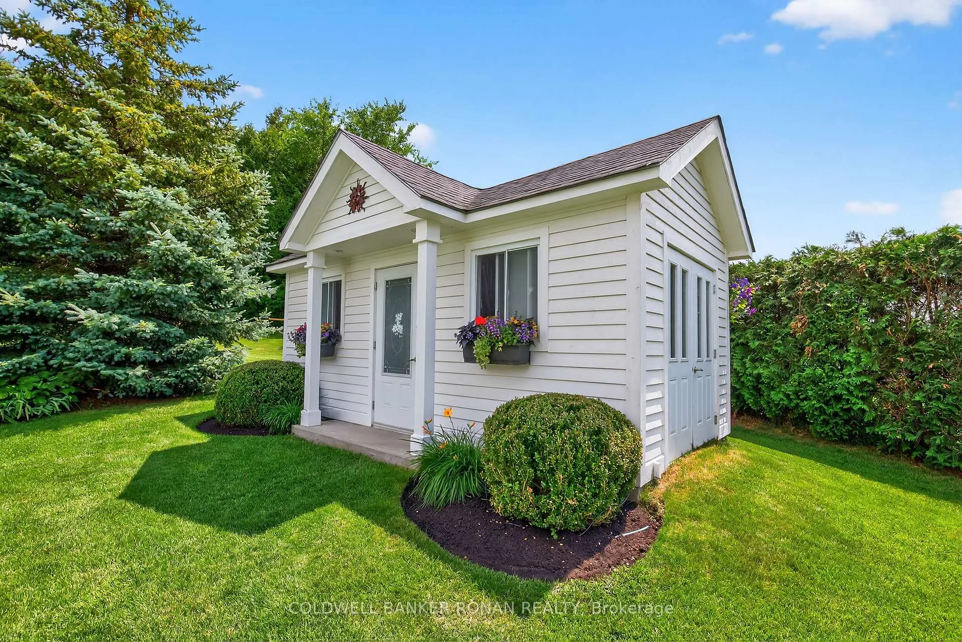 Photo 8 of 32 Underhill Court, Essa, Rural Essa — HOMEH