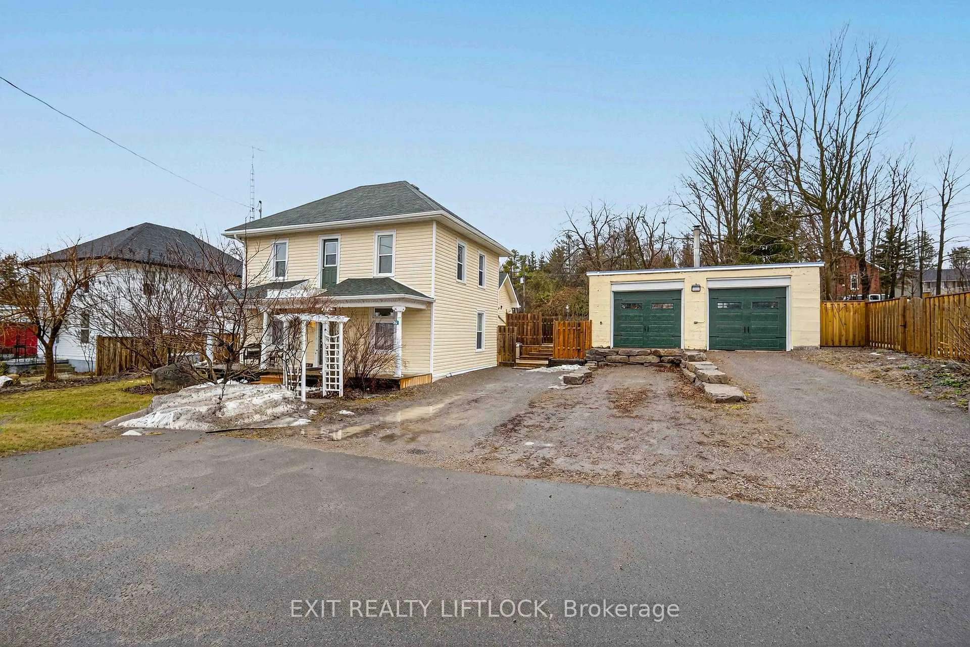 Photo 47 of 2464 Queen Mary Street, Cavan Monaghan, Cavan Twp — HOMEH