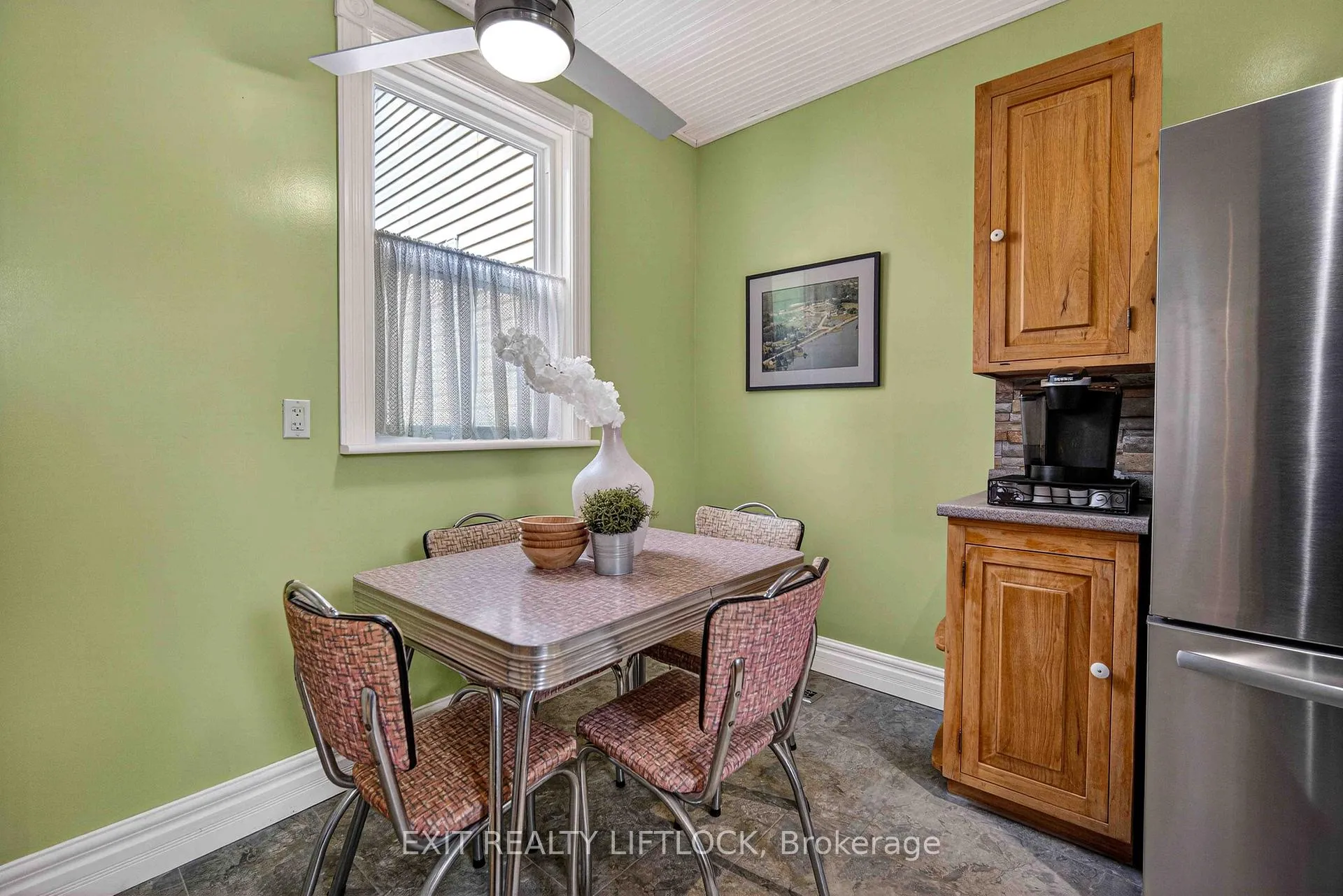 Photo 11 of 2464 Queen Mary Street, Cavan Monaghan, Cavan Twp — HOMEH