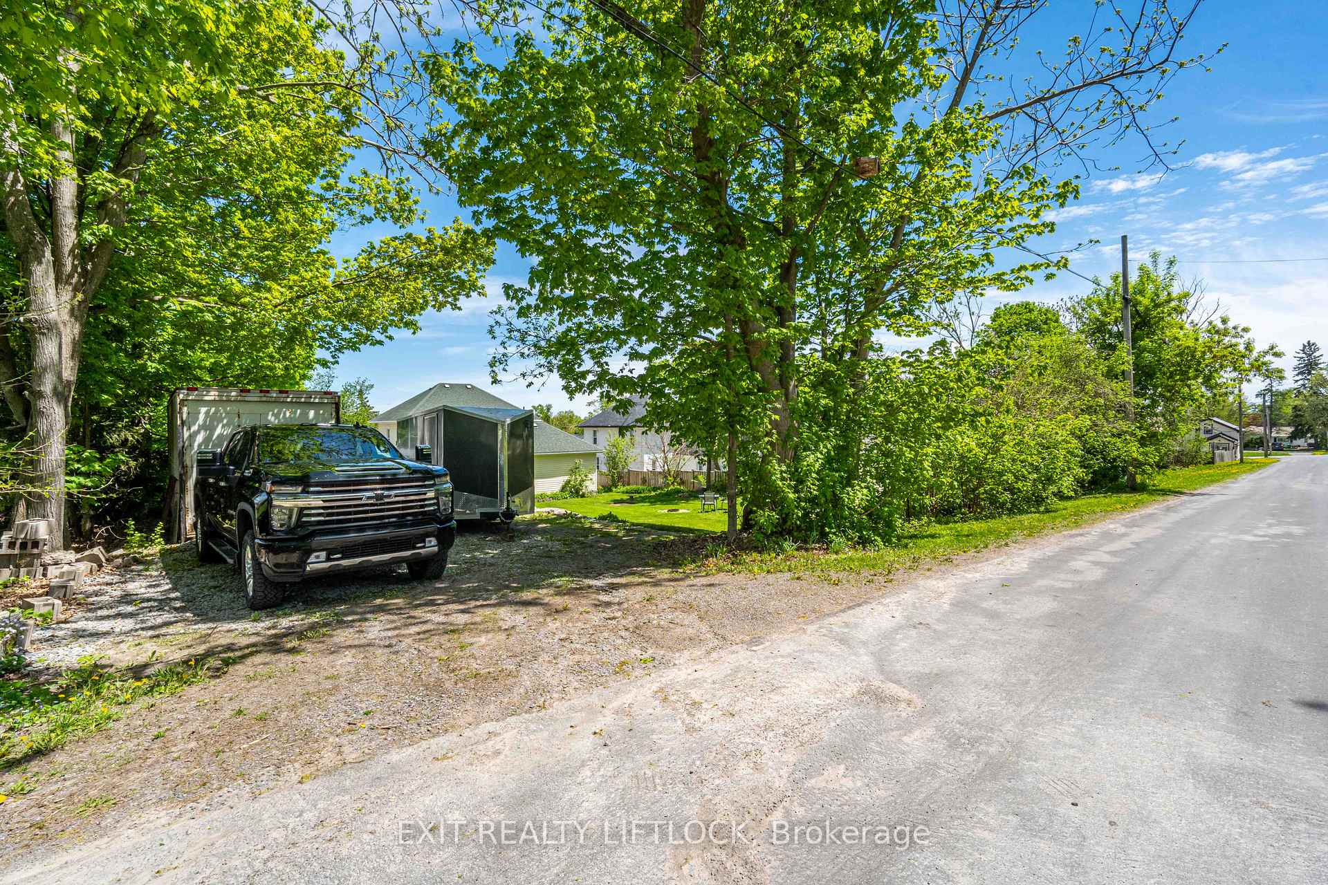 Photo 37 of 2464 Queen Mary Street, Cavan Monaghan, Cavan Twp — HOMEH