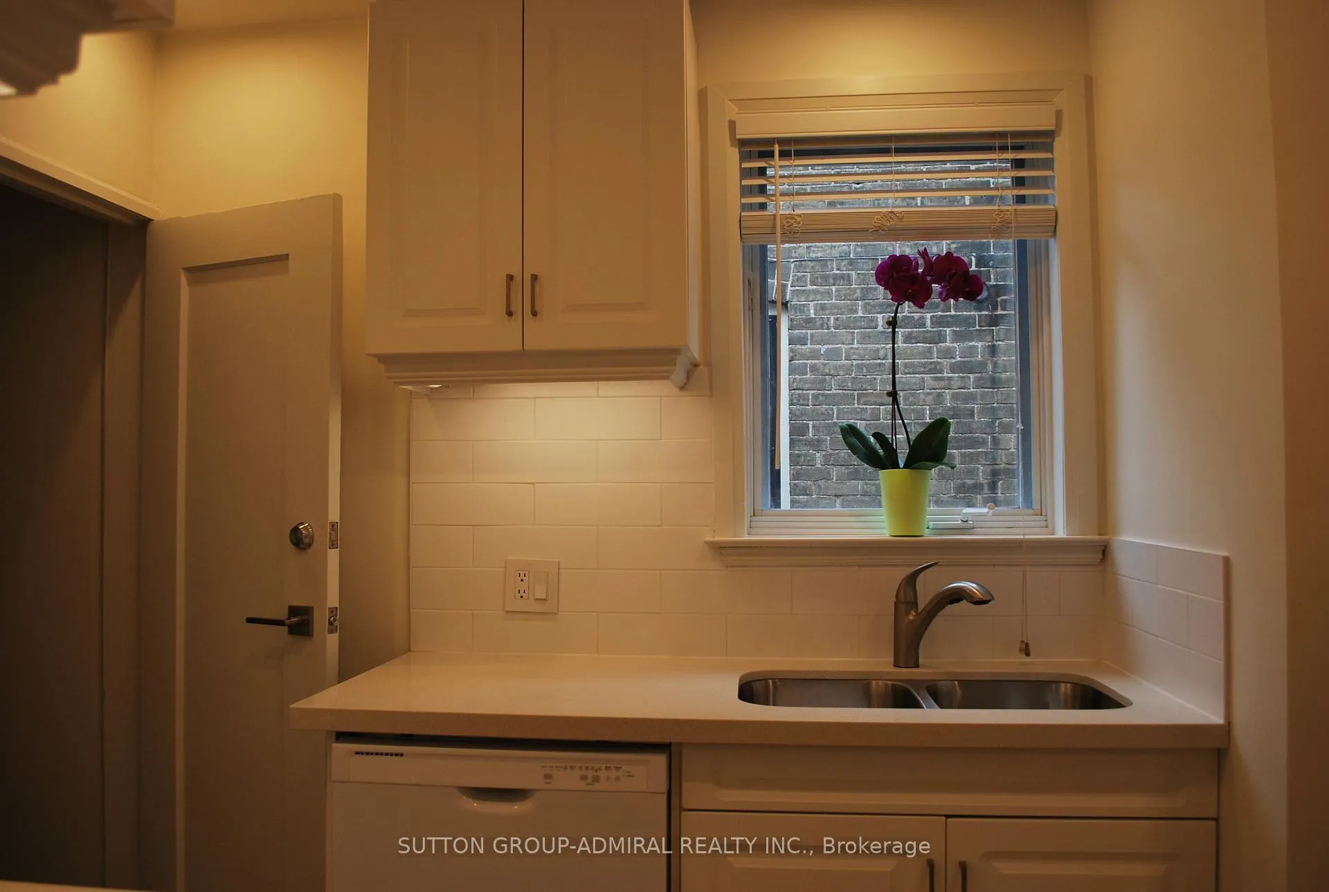 Photo 16 of 89 Rumsey Road, Toronto, Leaside — HOMEH