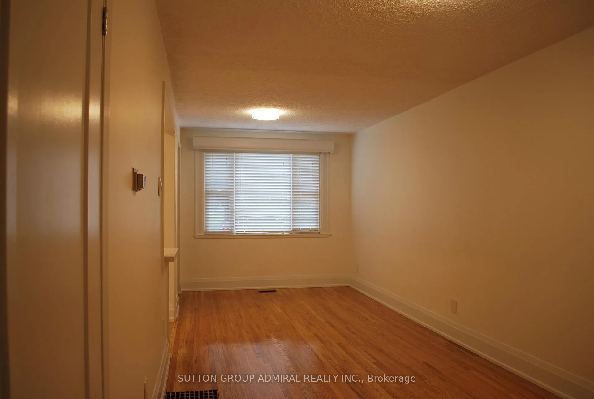 Photo 17 of 89 Rumsey Road, Toronto, Leaside — HOMEH