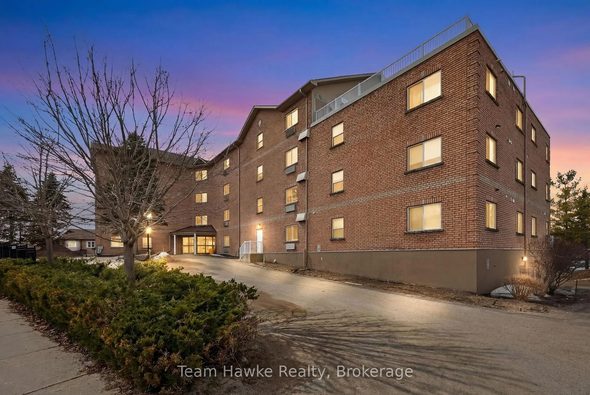 Front of Unit PH4, 4 Beck Boulevard
