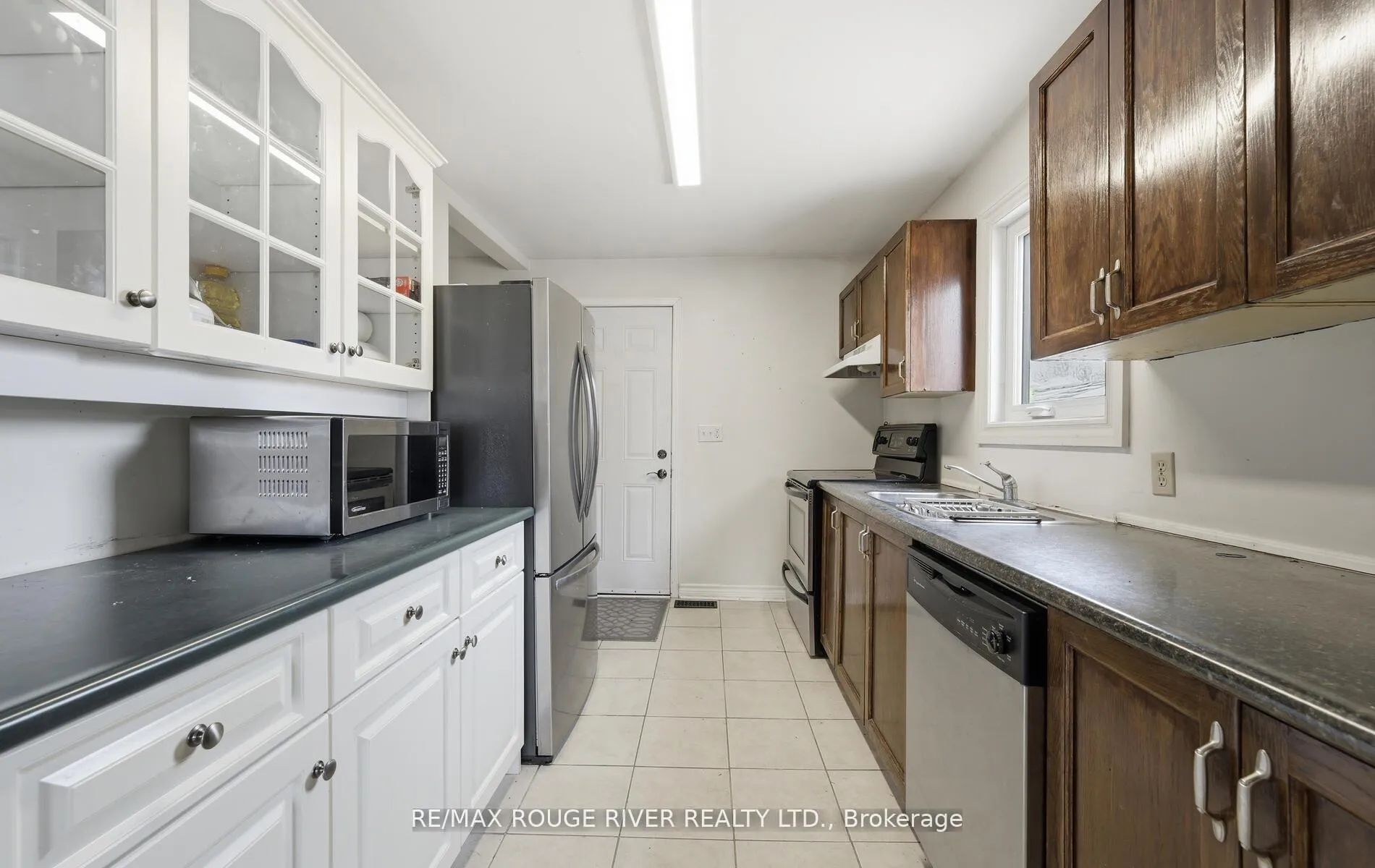 Photo 4 of 344 Elmgrove Avenue, Oshawa, Vanier — HOMEH
