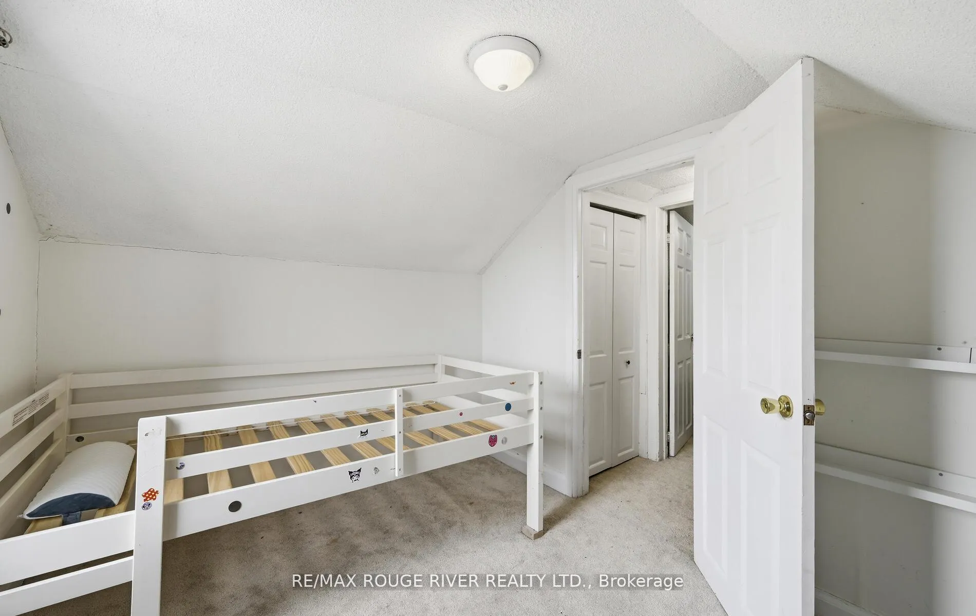 Photo 18 of 344 Elmgrove Avenue, Oshawa, Vanier — HOMEH