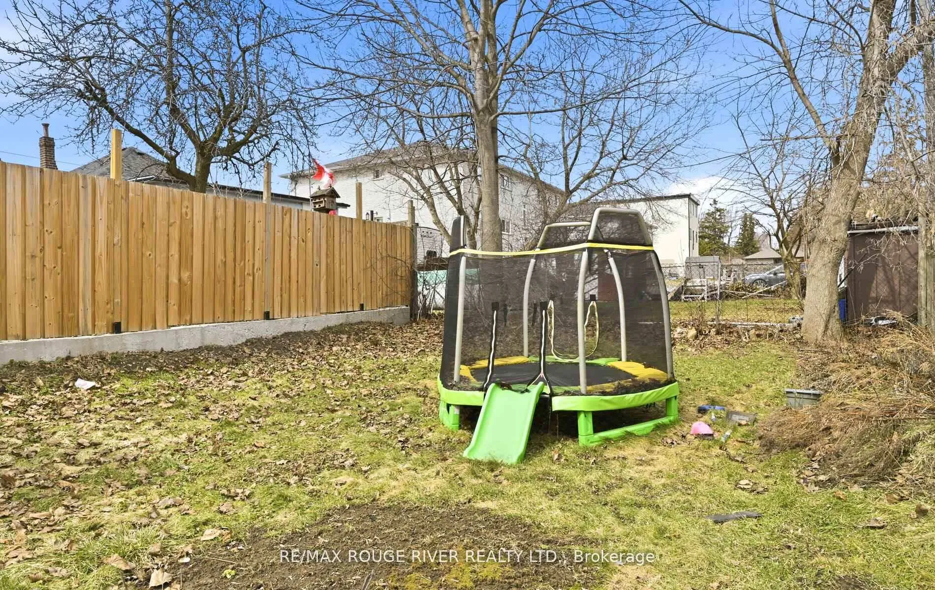 Photo 29 of 344 Elmgrove Avenue, Oshawa, Vanier — HOMEH