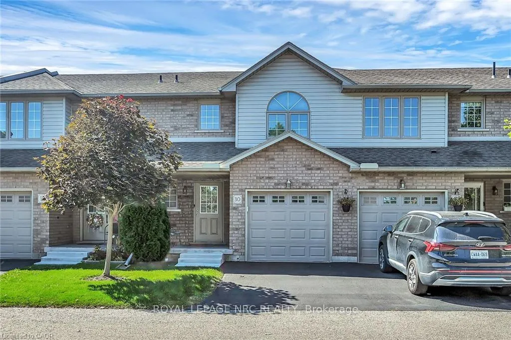 Front of Unit 30, 40 Braemar Avenue