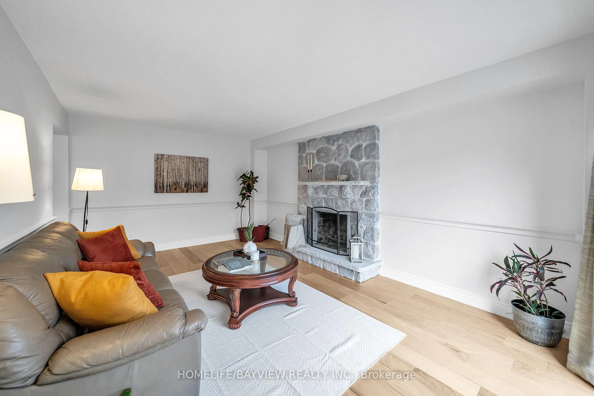 Photo 7 of 565 Sheppard Avenue, Pickering, Woodlands — HOMEH