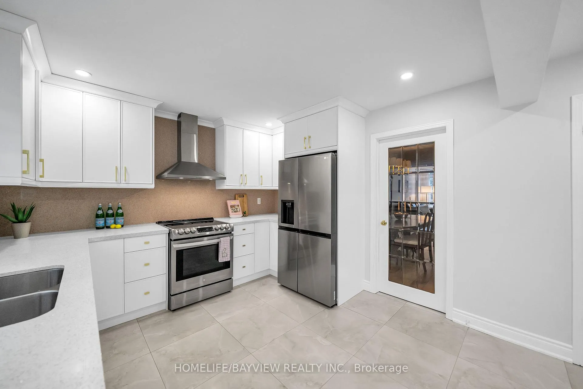 Photo 9 of 565 Sheppard Avenue, Pickering, Woodlands — HOMEH