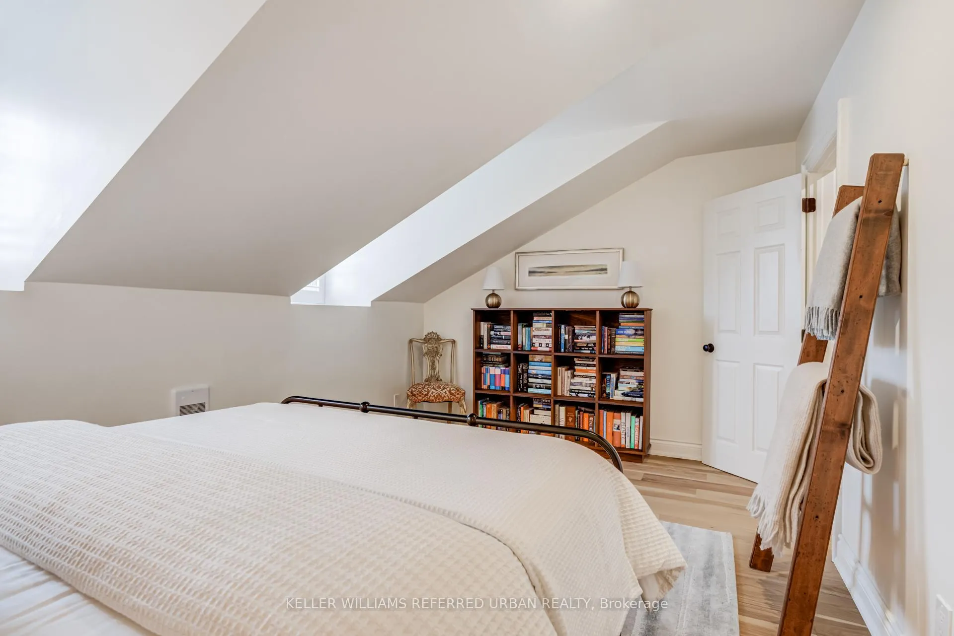 Photo 17 of Unit 1, 196 Arthur Street N, Guelph, General Hospital — HOMEH