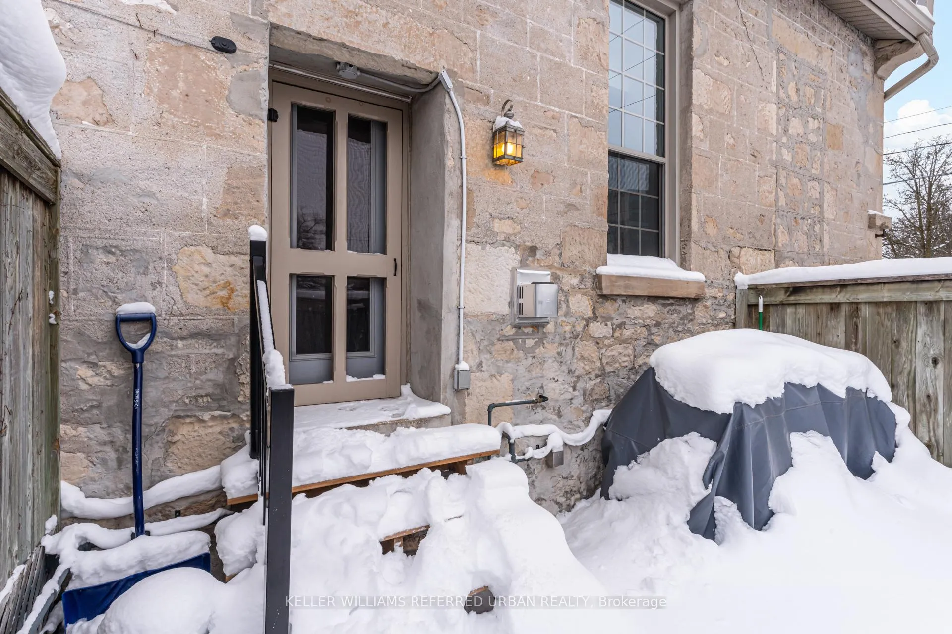 Photo 22 of Unit 1, 196 Arthur Street N, Guelph, General Hospital — HOMEH