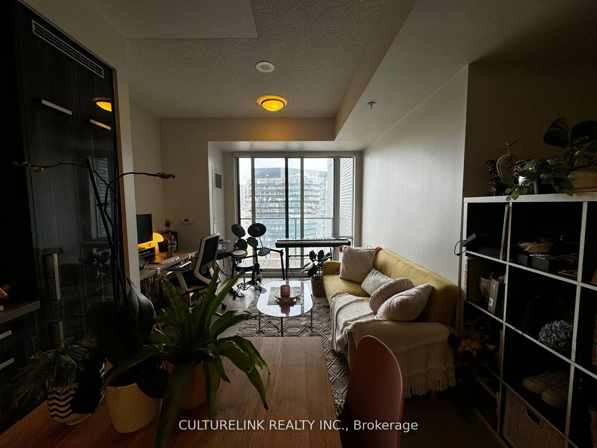 Photo 7 of Unit S915, 120 Bayview Avenue, Toronto, Waterfront Communities — HOMEH