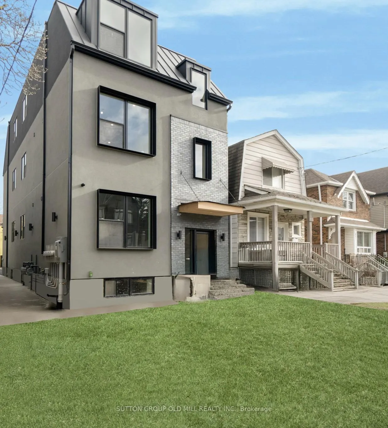 Front of Unit 03, 625 Harvie Avenue