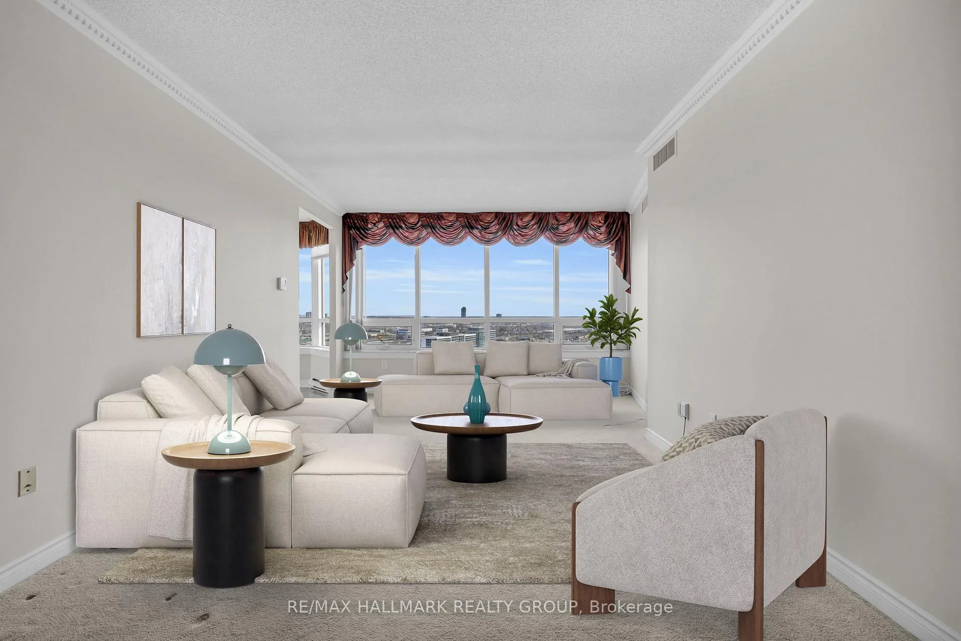 Photo 7 of Unit 2403, 1480 Riverside Drive, Ottawa, Riverview Park — HOMEH