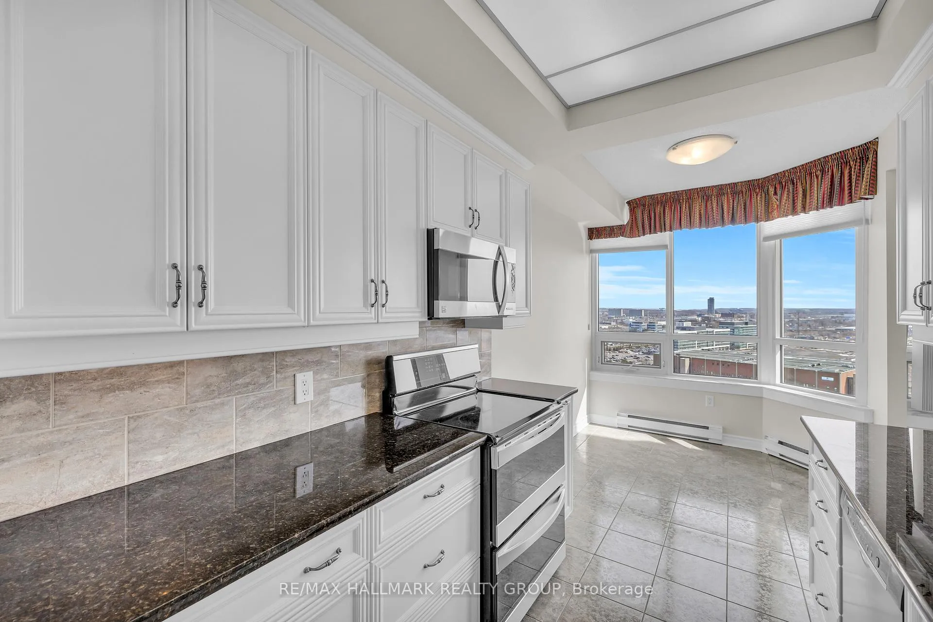 Photo 10 of Unit 2403, 1480 Riverside Drive, Ottawa, Riverview Park — HOMEH
