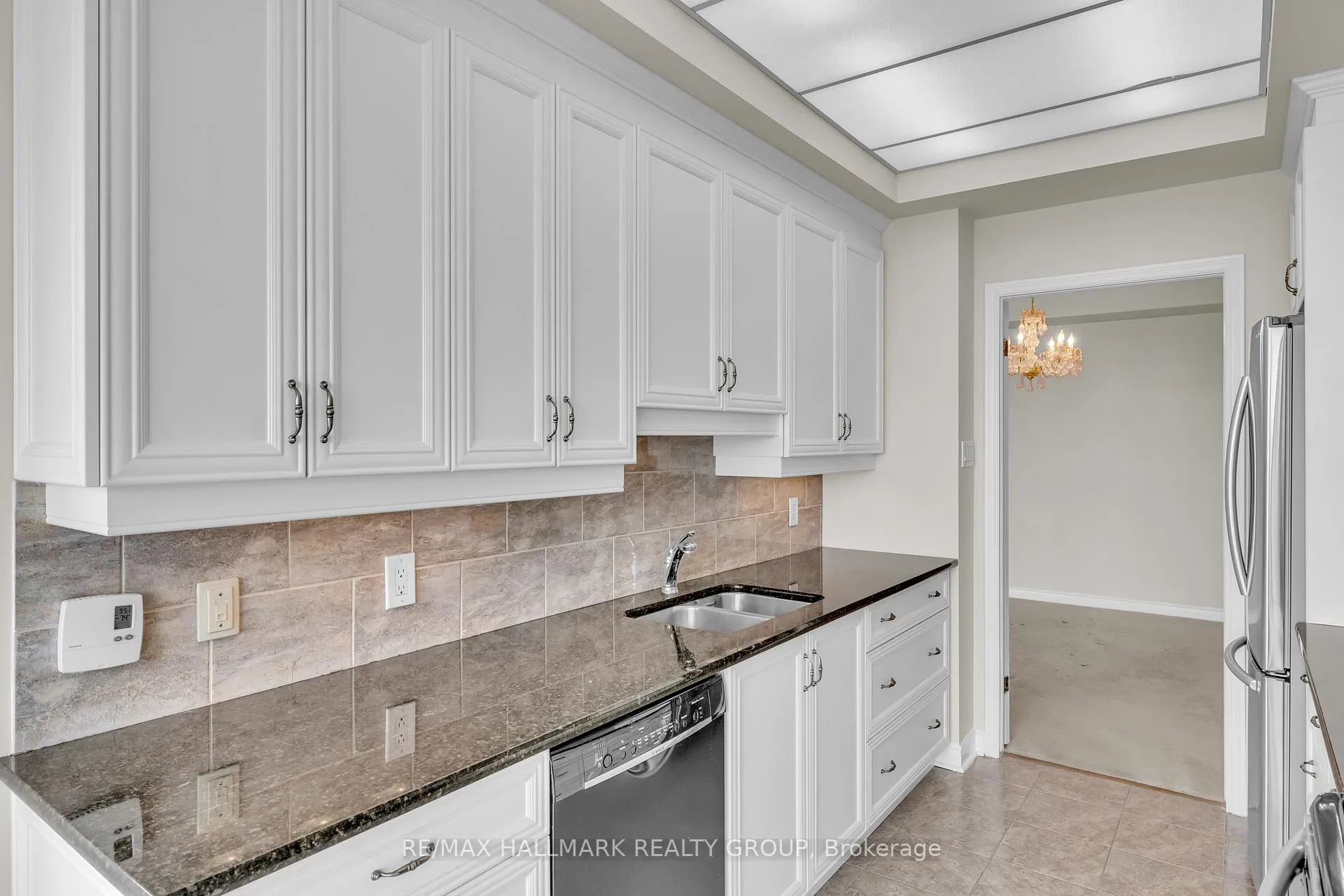 Photo 14 of Unit 2403, 1480 Riverside Drive, Ottawa, Riverview Park — HOMEH