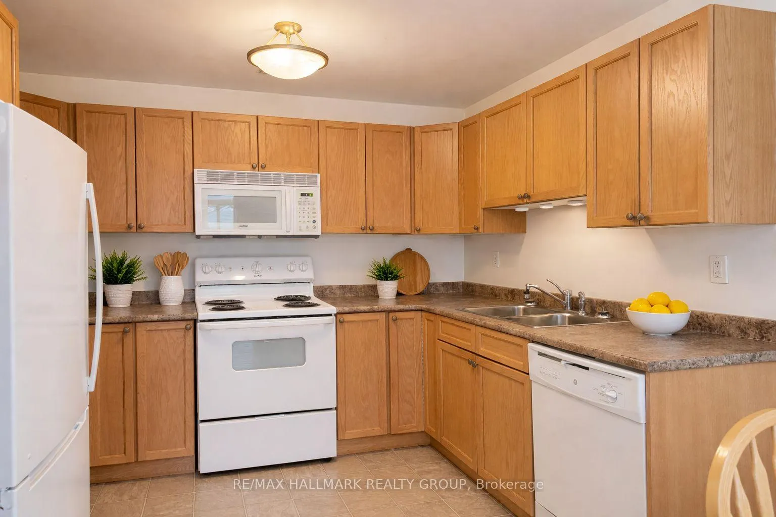 Photo 7 of Unit 202, 22 Welland Street, Perth — HOMEH