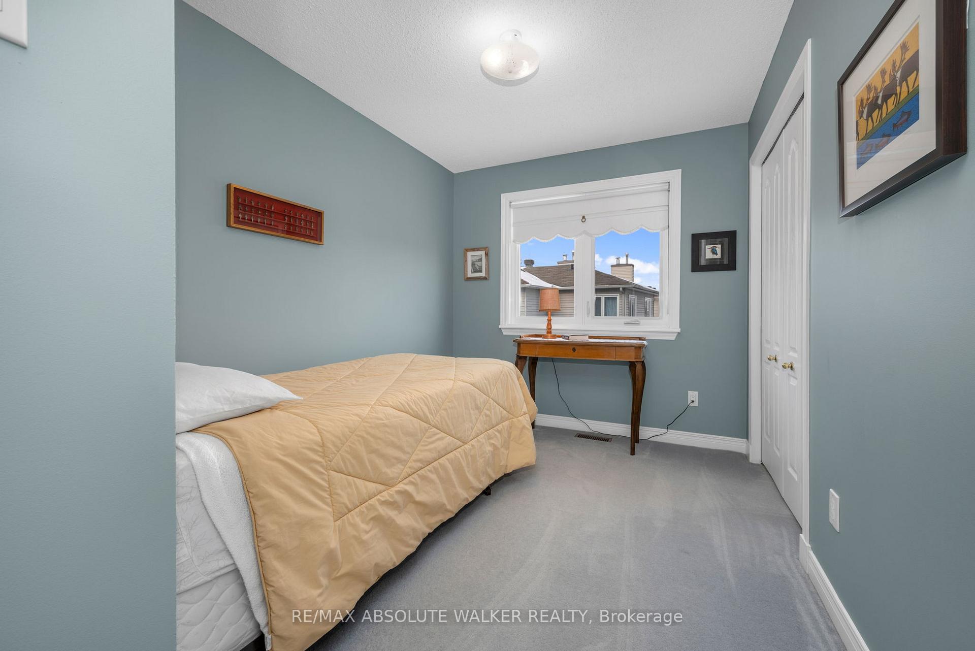 Photo 23 of 5 Forestglade Crescent, Ottawa, Hunt Club Park — HOMEH