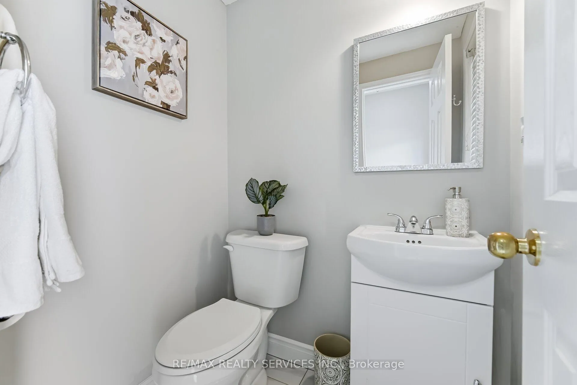 Photo 20 of 20 Mossgrove Crescent, Brampton, Northwest Sandalwood Parkway — HOMEH