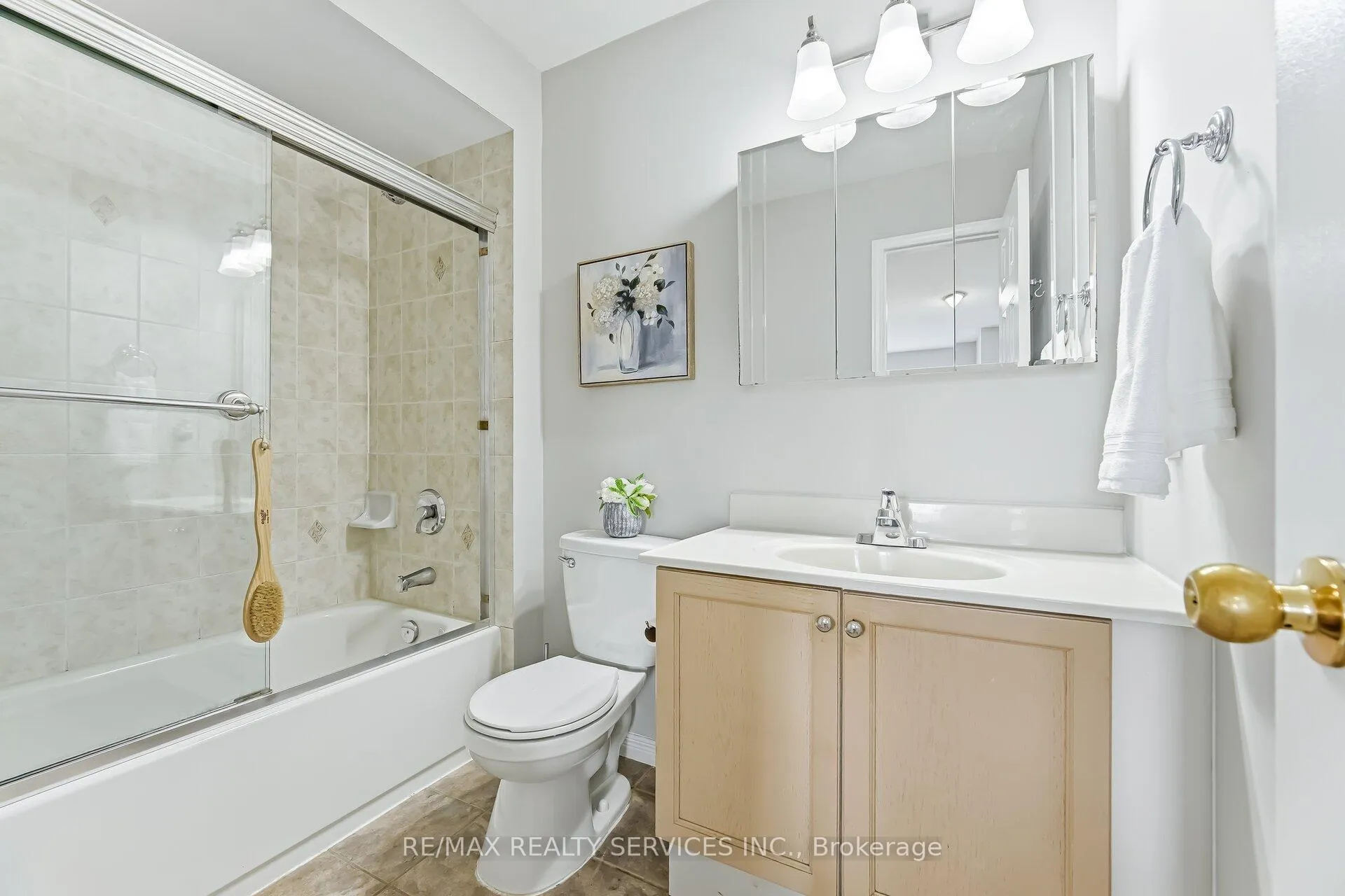 Photo 26 of 20 Mossgrove Crescent, Brampton, Northwest Sandalwood Parkway — HOMEH