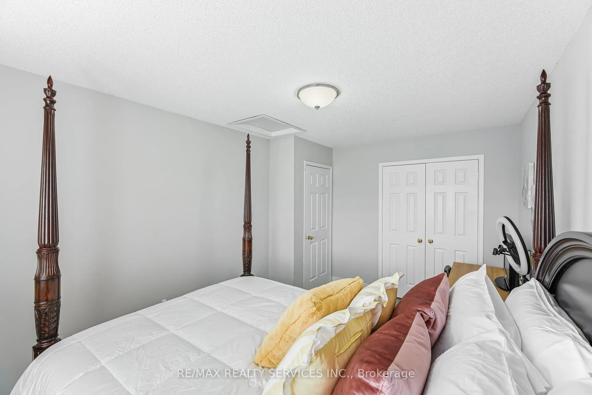 Photo 29 of 20 Mossgrove Crescent, Brampton, Northwest Sandalwood Parkway — HOMEH