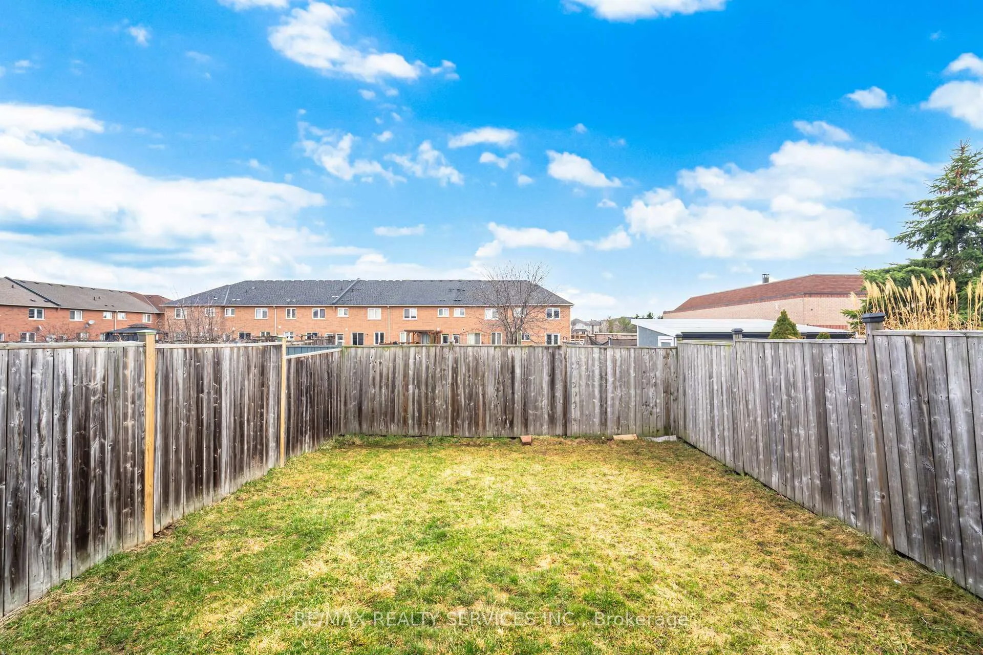 Photo 35 of 20 Mossgrove Crescent, Brampton, Northwest Sandalwood Parkway — HOMEH