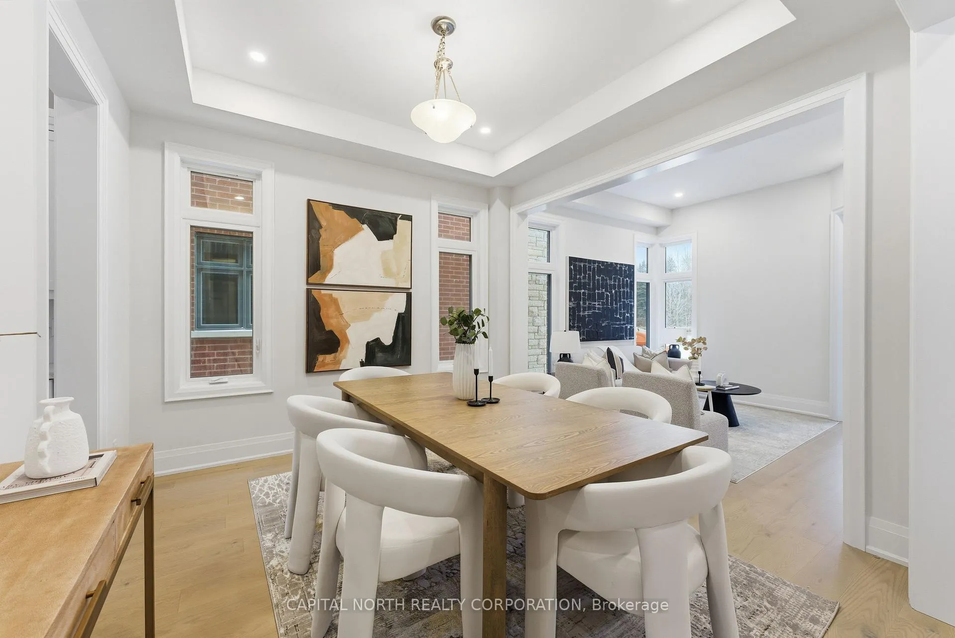 Photo 6 of 11 Gianvito Crescent, King, King City — HOMEH