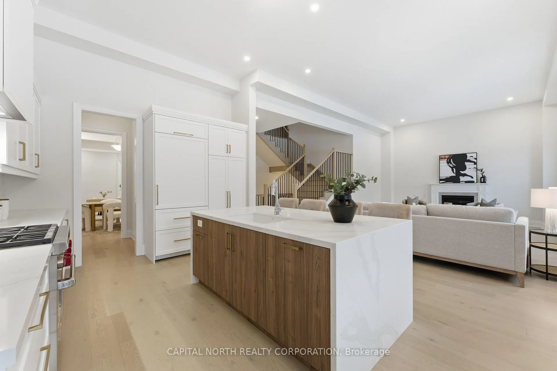 Photo 11 of 11 Gianvito Crescent, King, King City — HOMEH