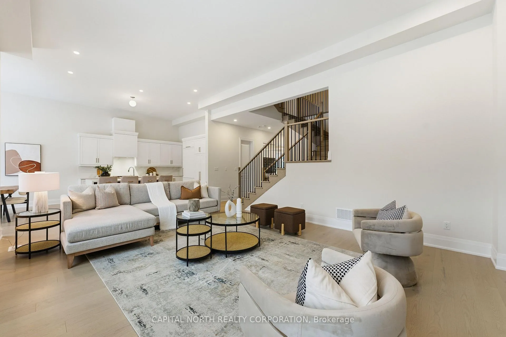 Photo 19 of 11 Gianvito Crescent, King, King City — HOMEH