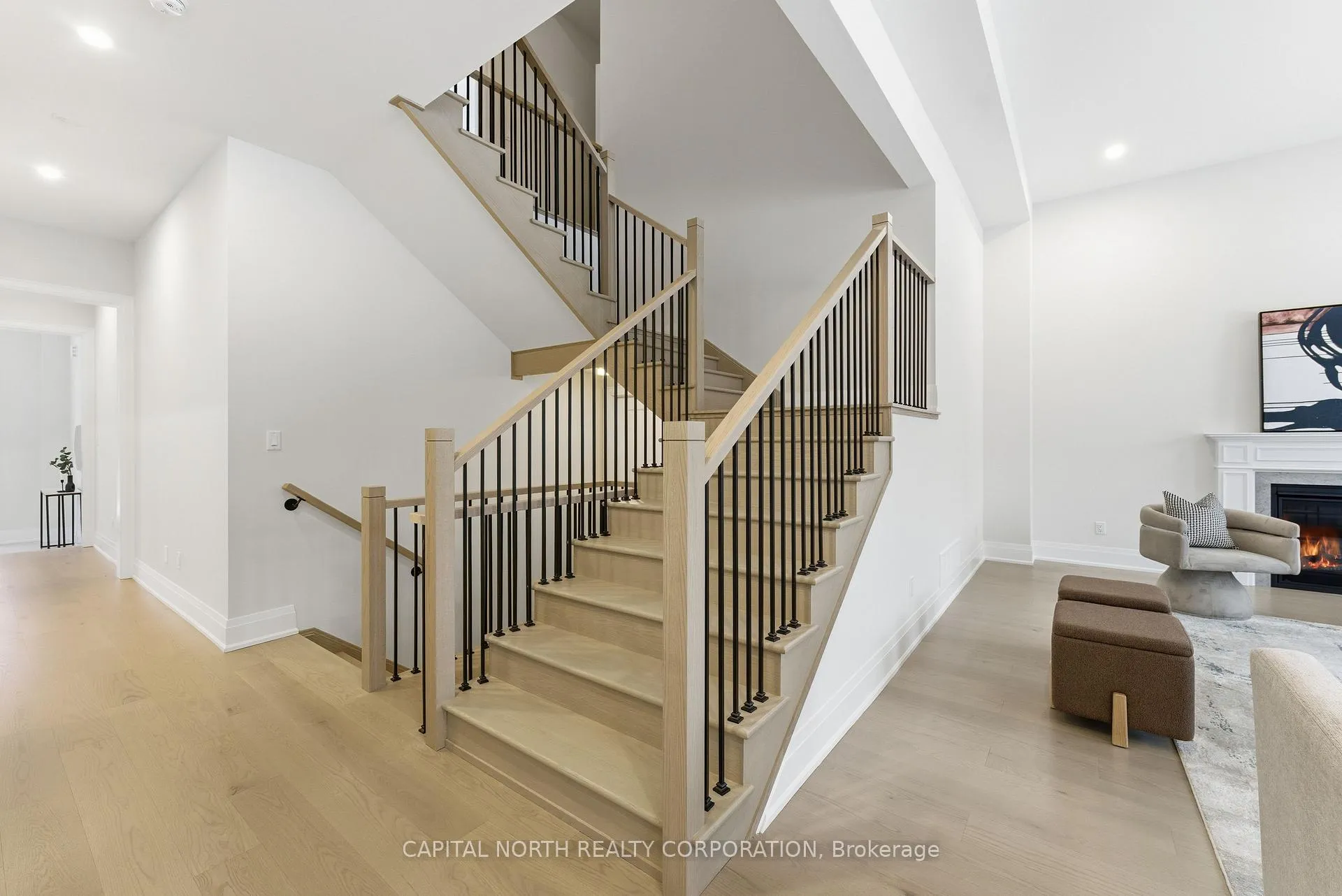Photo 22 of 11 Gianvito Crescent, King, King City — HOMEH