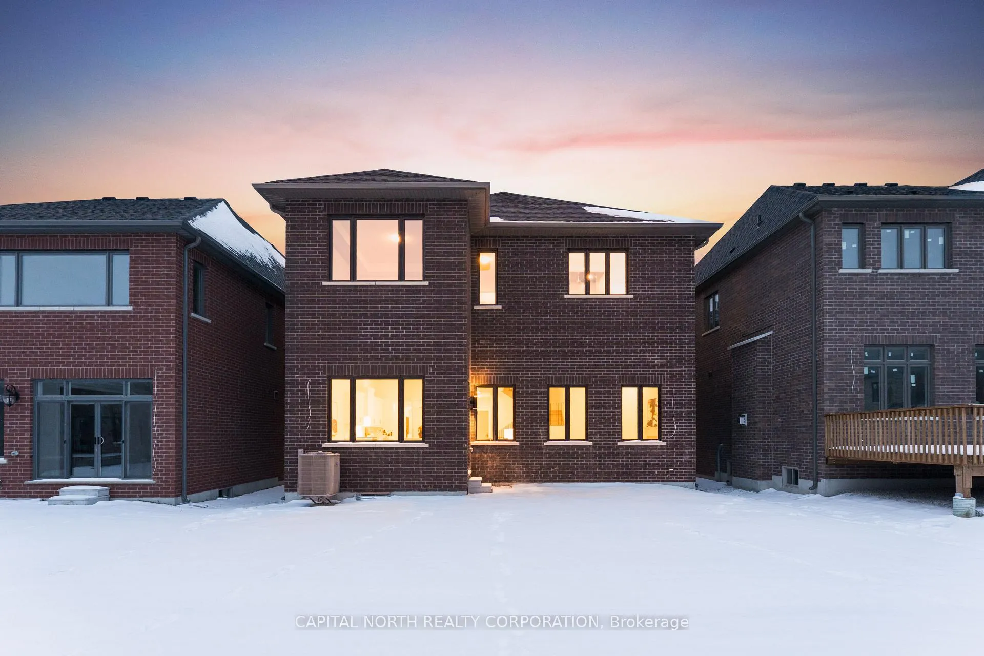 Photo 44 of 11 Gianvito Crescent, King, King City — HOMEH