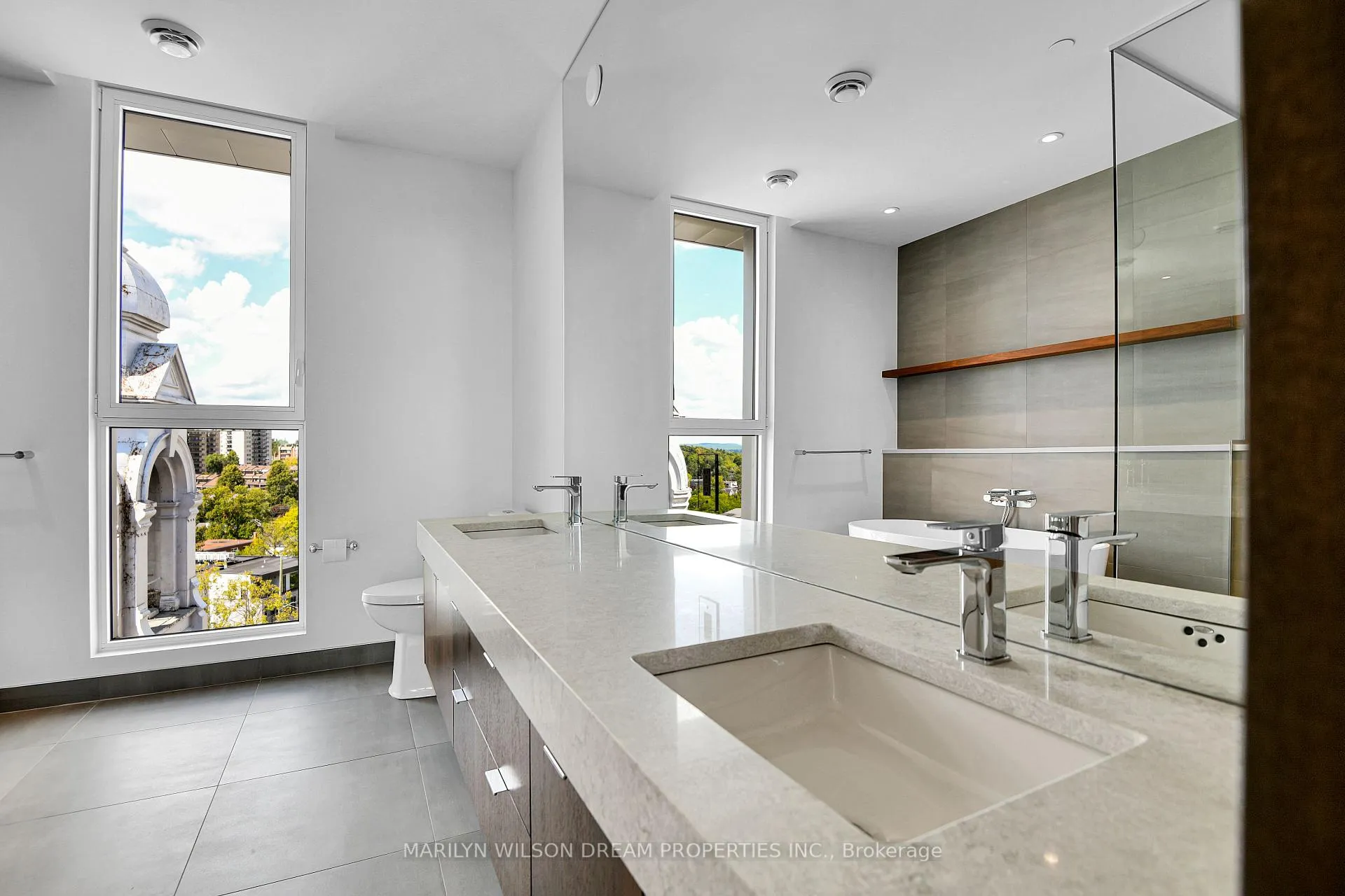 Photo 21 of Unit PH3, 135 Barrette Street, Ottawa, Vanier — HOMEH