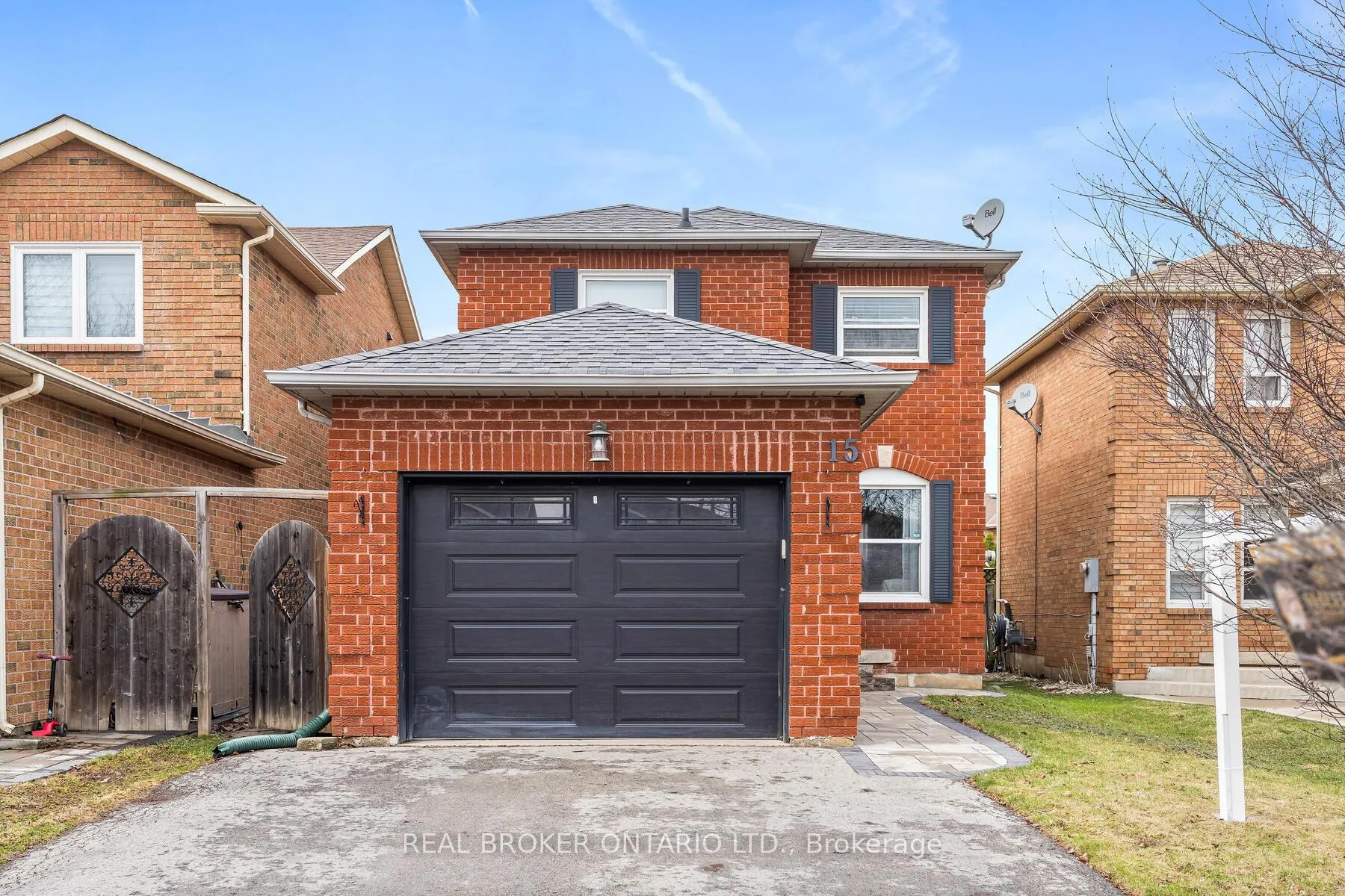 Photo 1 of 15 Smith Drive, Halton Hills, Georgetown — HOMEH
