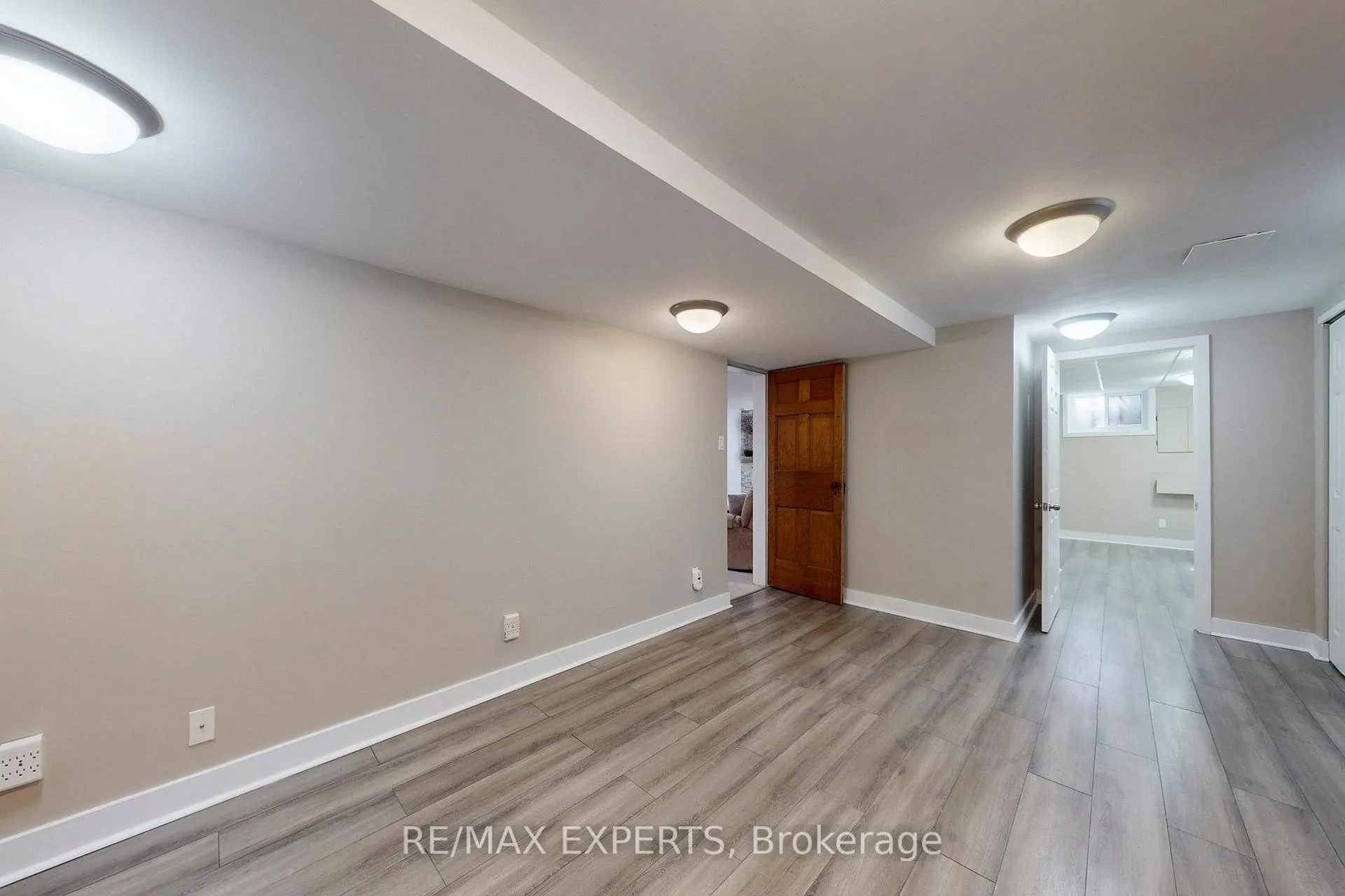Photo 31 of 2088 Killarney Beach Road, Innisfil, Rural Innisfil — HOMEH